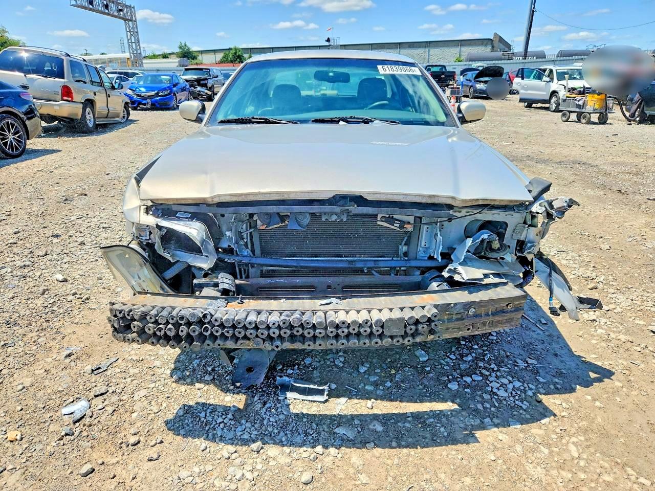 2010 Mercury Grand Marquis Ls Silver vin: 2MEBM7FV7AX621701