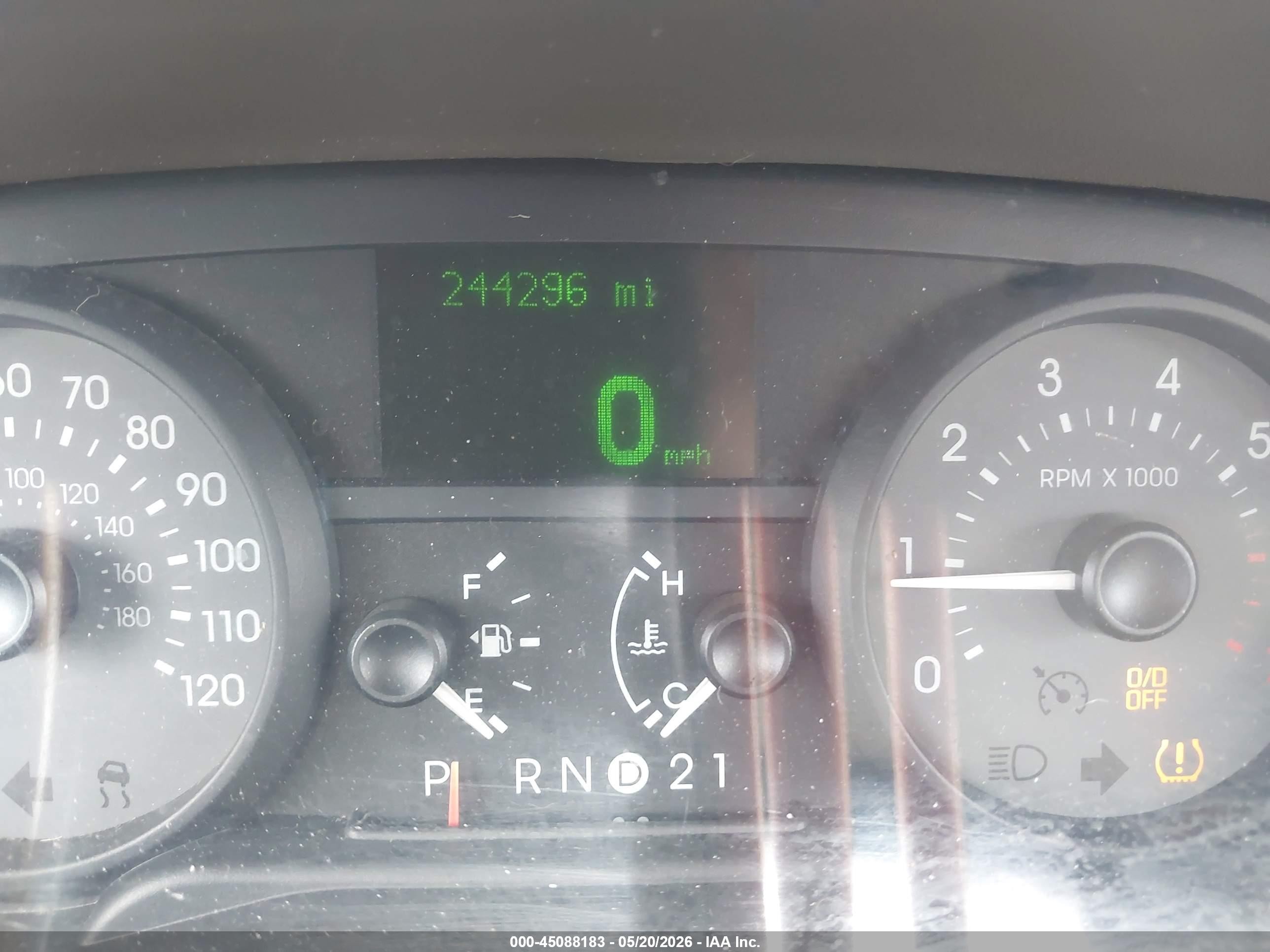 2010 Mercury Grand Marquis Ls (fleet Only) Black vin: 2MEBM7FV8AX600310