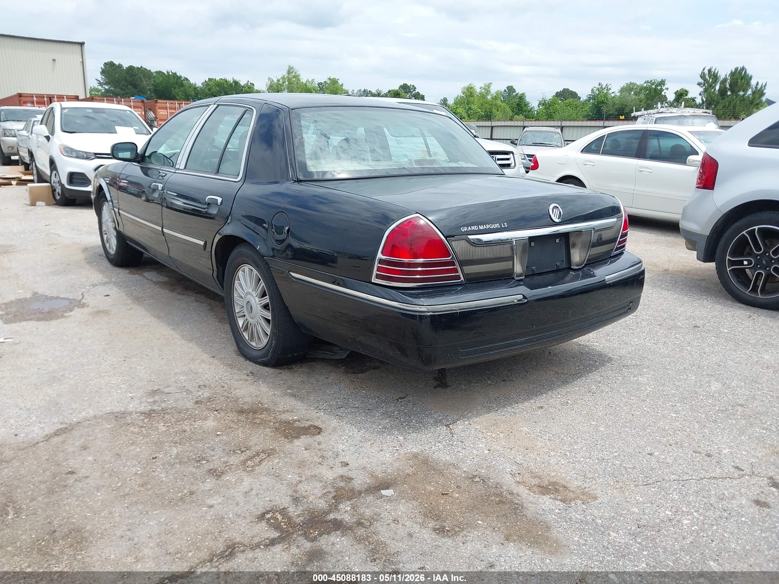 2010 Mercury Grand Marquis Ls (fleet Only) Black vin: 2MEBM7FV8AX600310