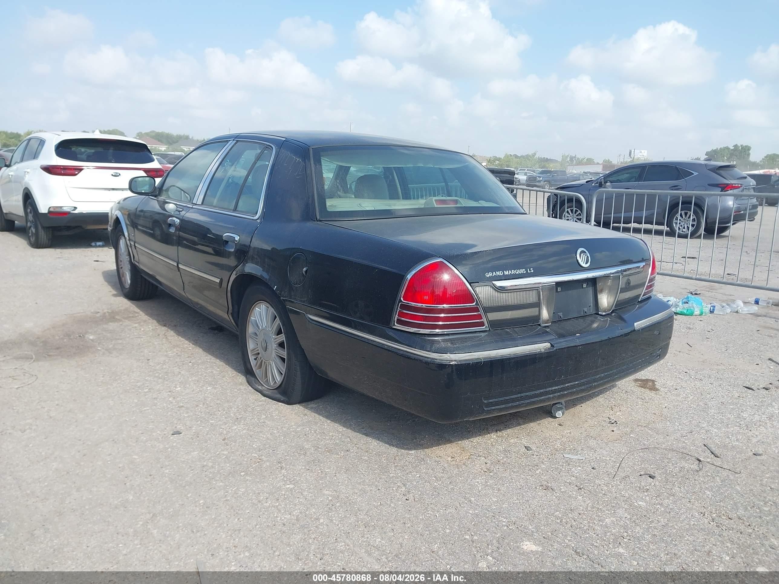 2010 Mercury Grand Marquis Ls (fleet Only) Black vin: 2MEBM7FV8AX600310