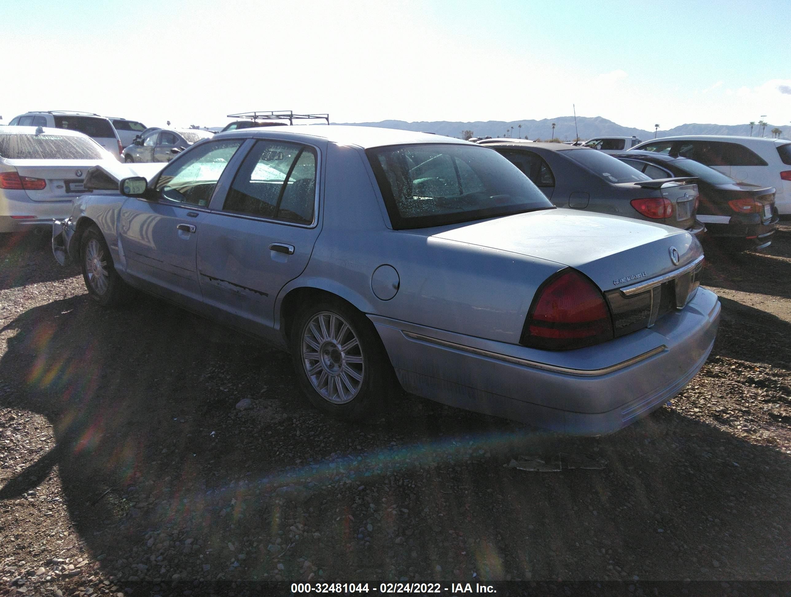 2010 Mercury Grand Marquis Ls (fleet Only) Light Blue vin: 2MEBM7FV8AX626227