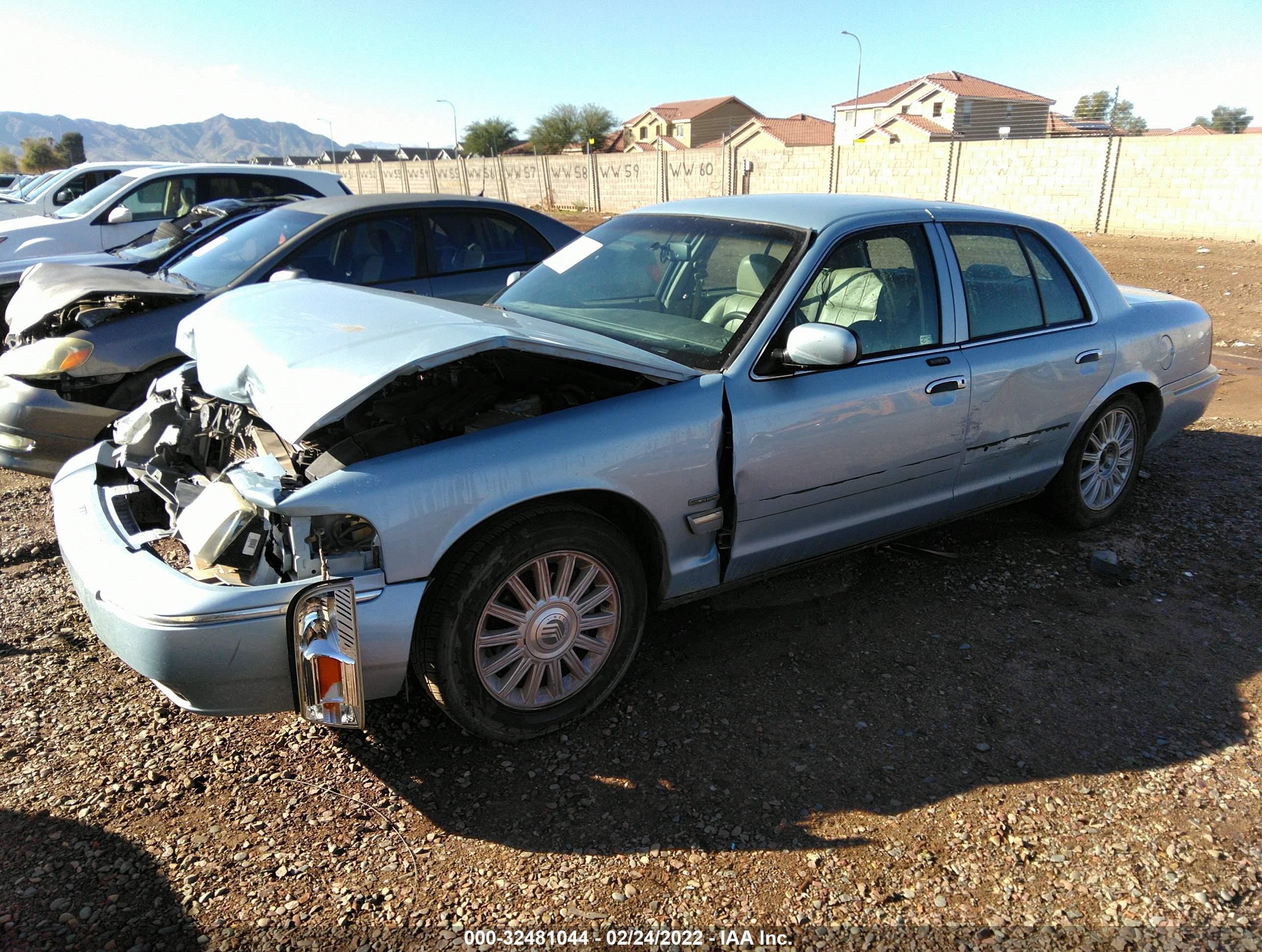 2010 Mercury Grand Marquis Ls (fleet Only) Light Blue vin: 2MEBM7FV8AX626227