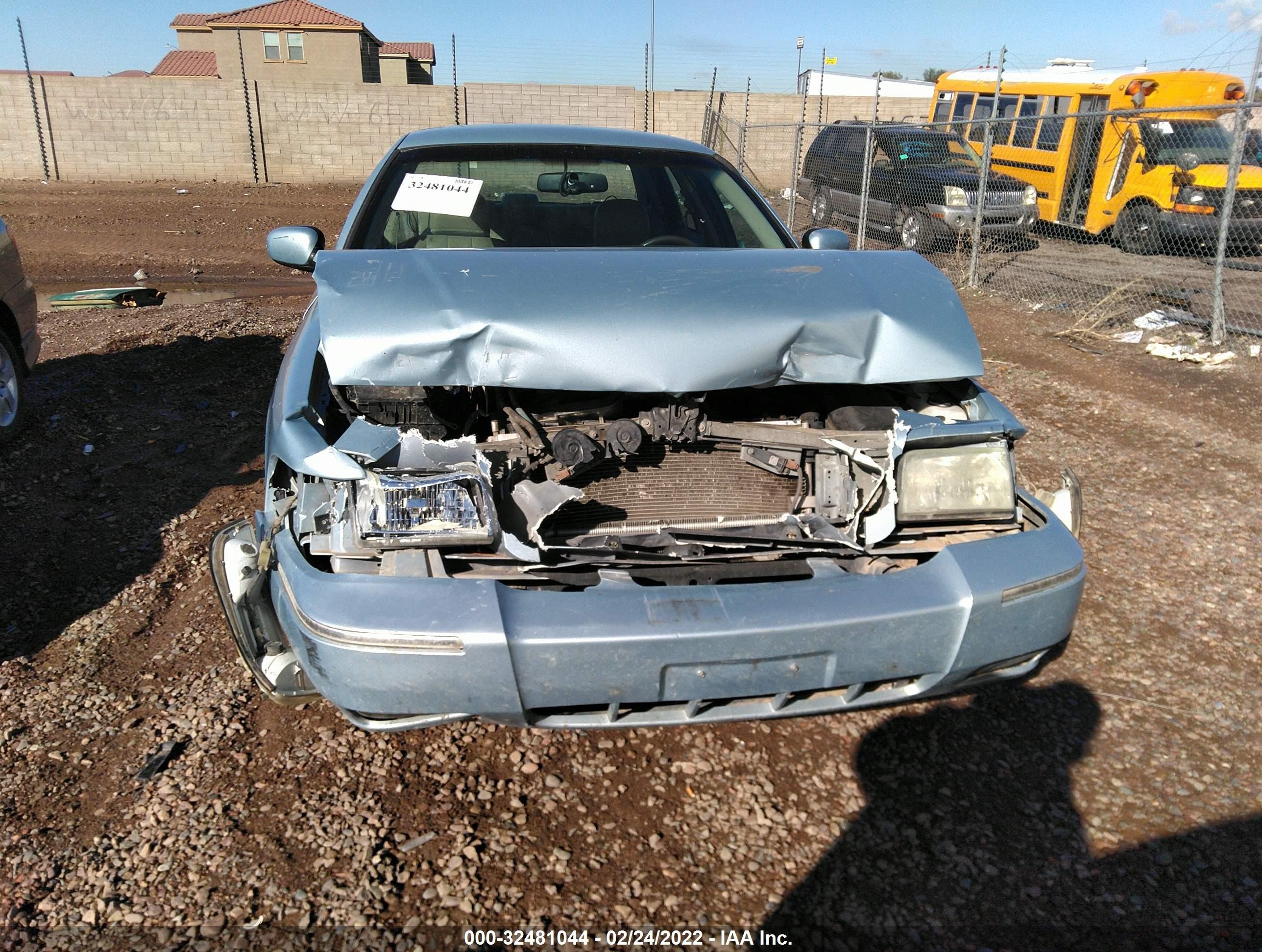 2010 Mercury Grand Marquis Ls (fleet Only) Light Blue vin: 2MEBM7FV8AX626227