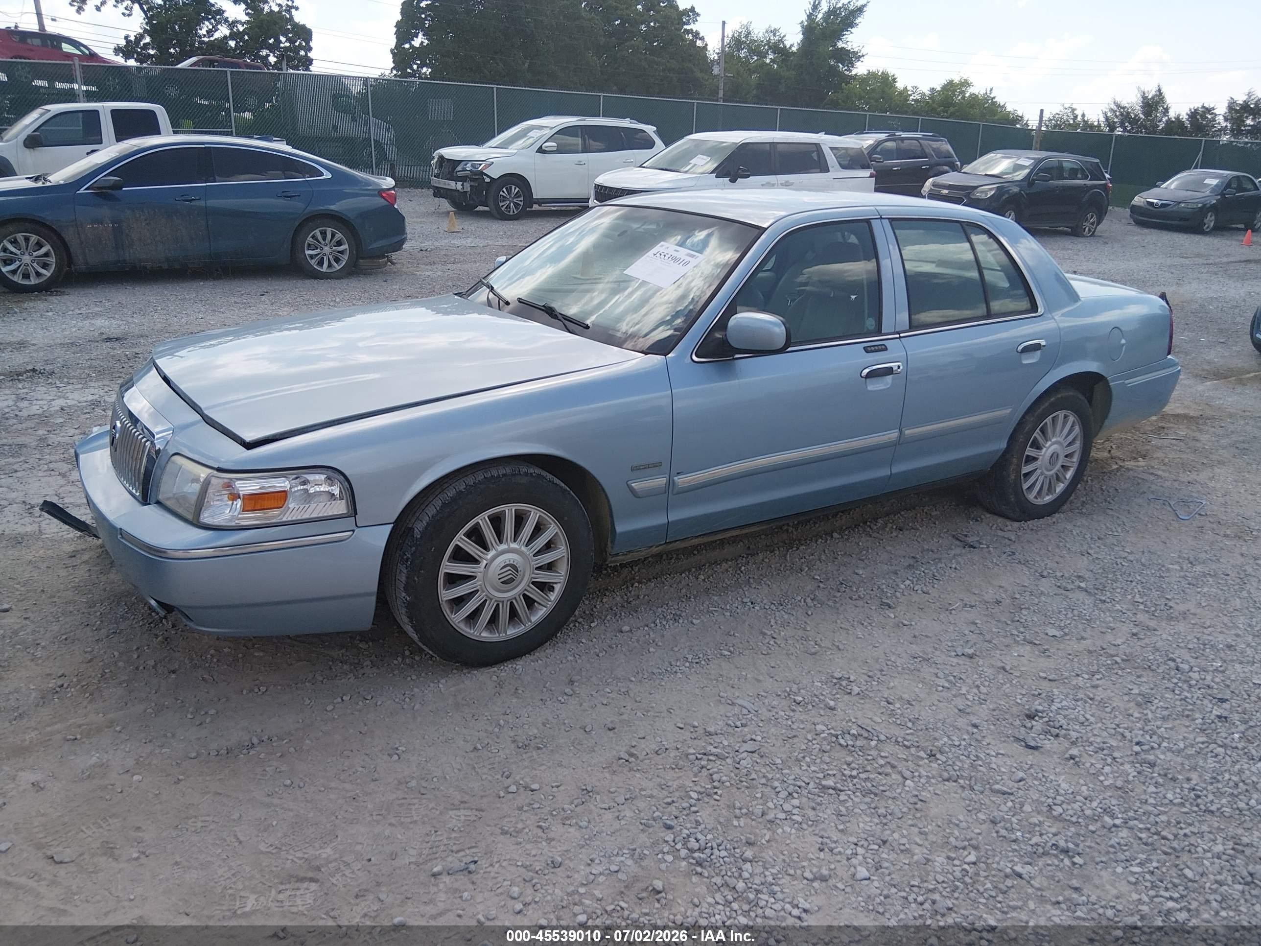 2010 Mercury Grand Marquis Ls (fleet Only) Blue vin: 2MEBM7FV9AX605662