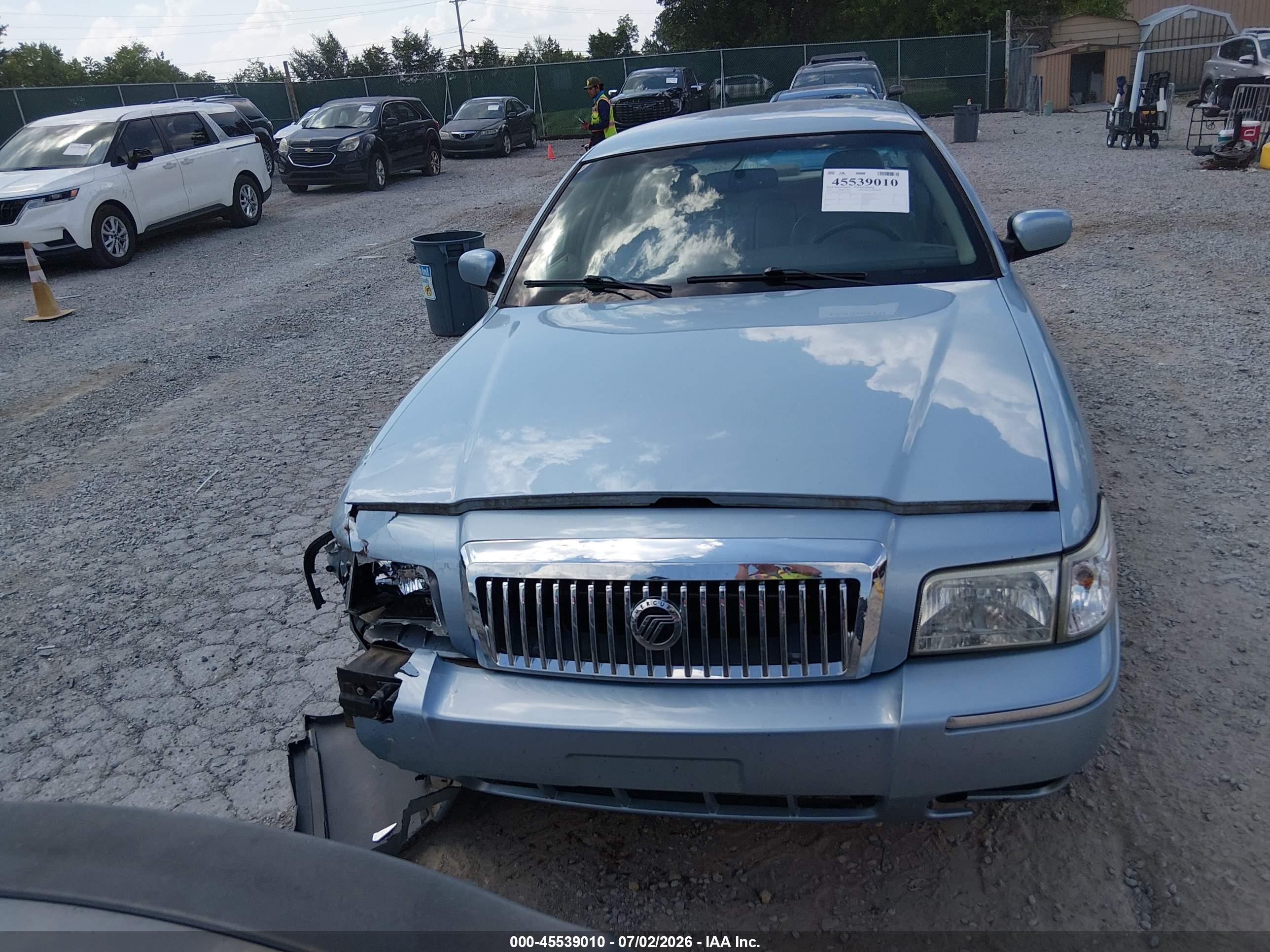 2010 Mercury Grand Marquis Ls (fleet Only) Blue vin: 2MEBM7FV9AX605662