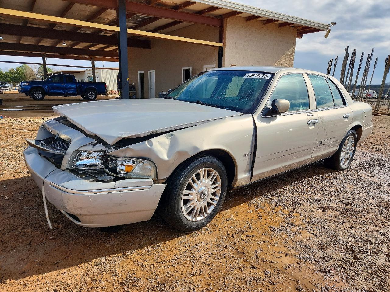 2011 Mercury Grand Marquis Ls Silver vin: 2MEBM7FV9BX600091