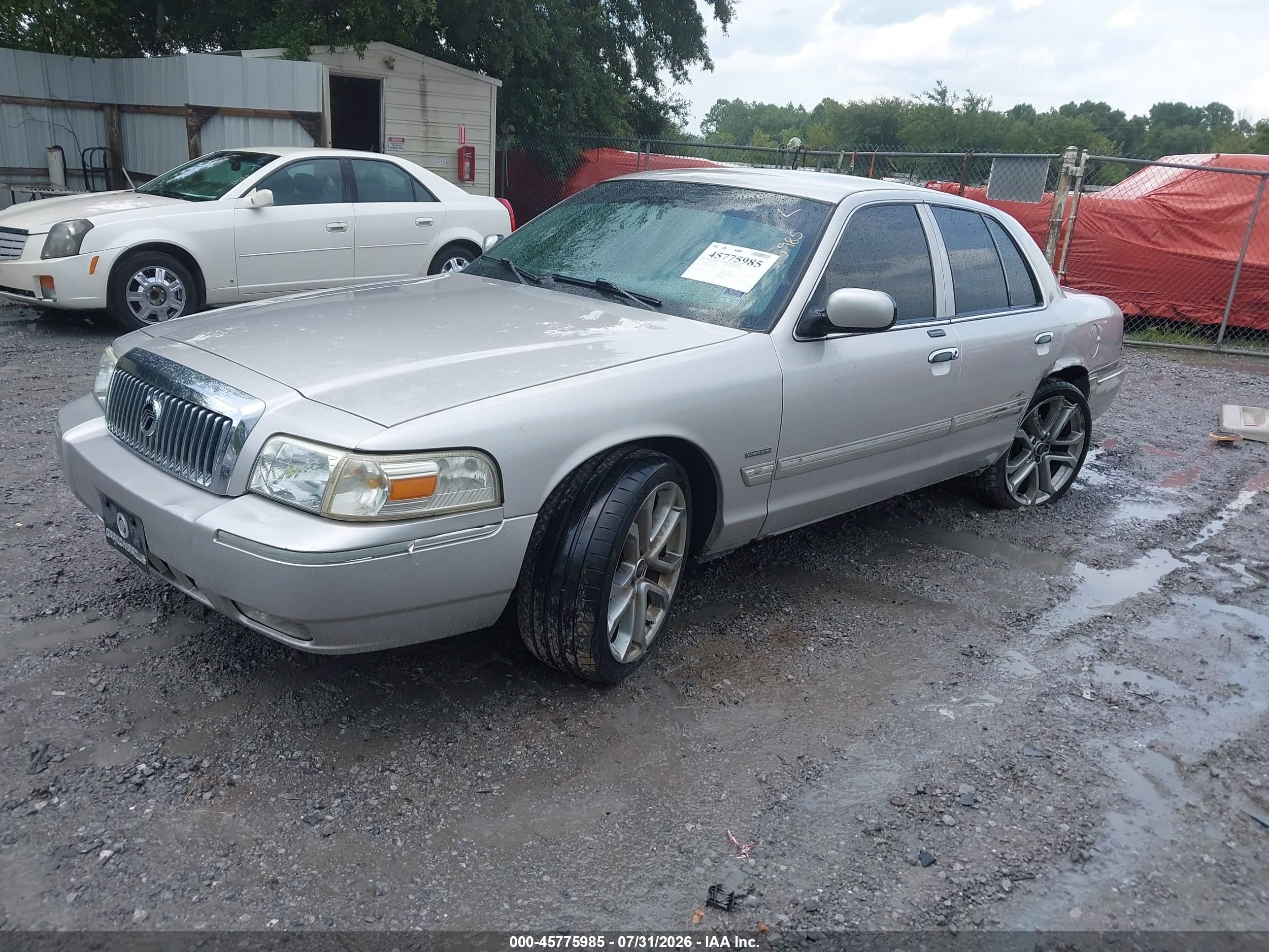 2010 Mercury Grand Marquis Ls (fleet Only) Silver vin: 2MEBM7FVXAX612216