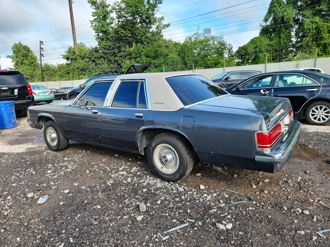 1991 Mercury Grand Marquis Ls Gray vin: 2MECM75F2MX627103
