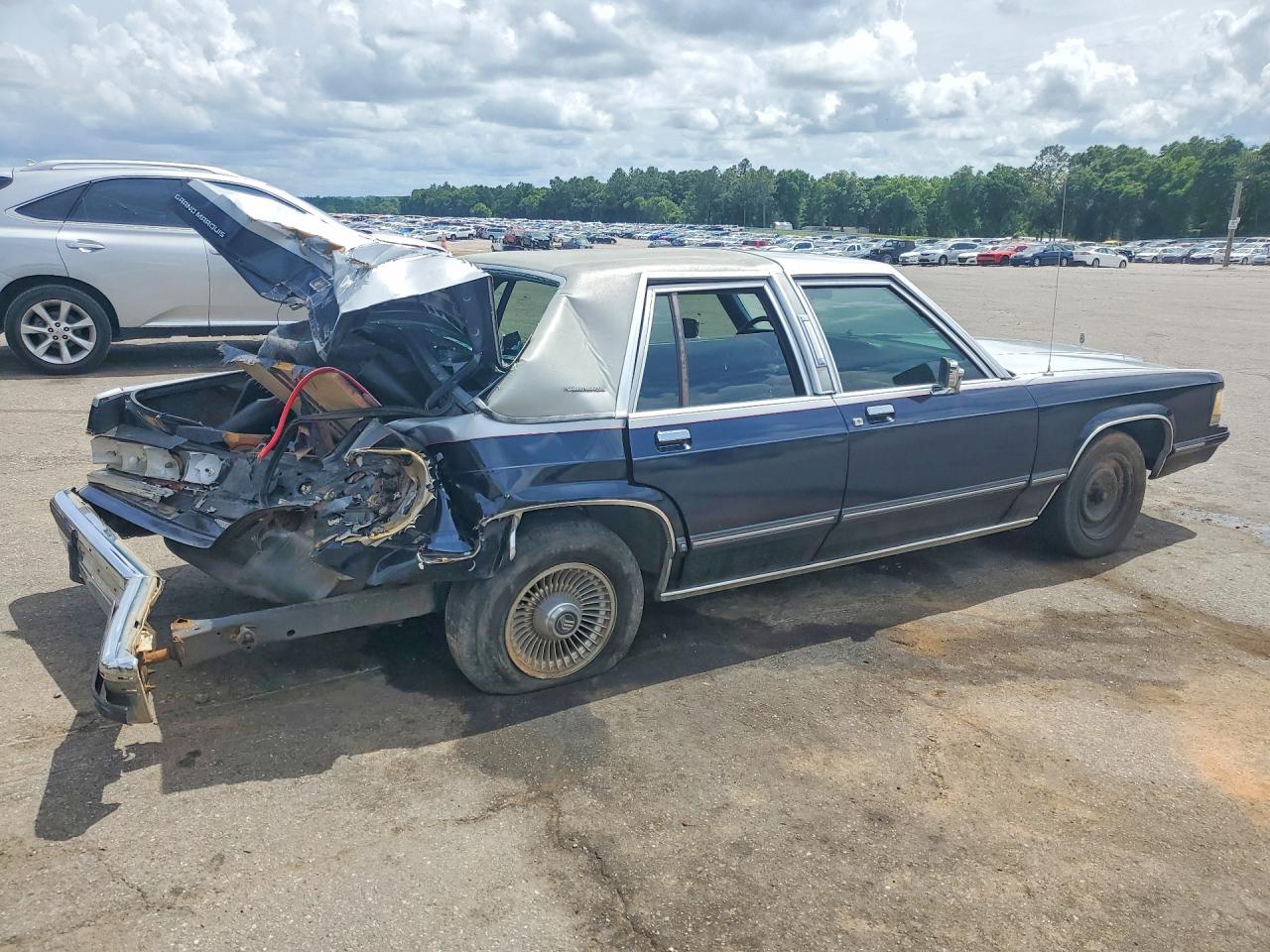 1991 Mercury Grand Marquis Ls Silver vin: 2MECM75FXMX650032