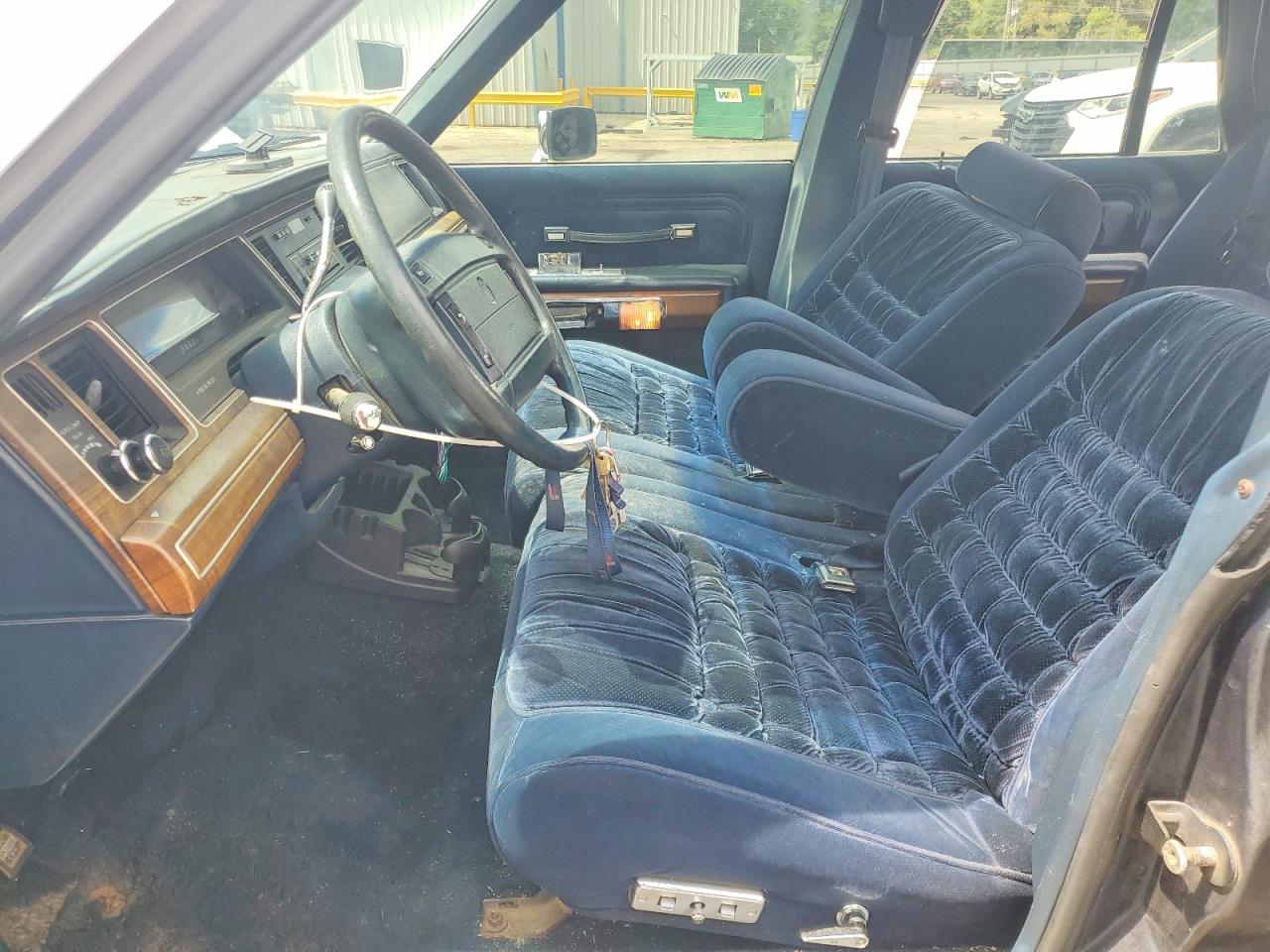 1991 Mercury Grand Marquis Ls Silver vin: 2MECM75FXMX650032