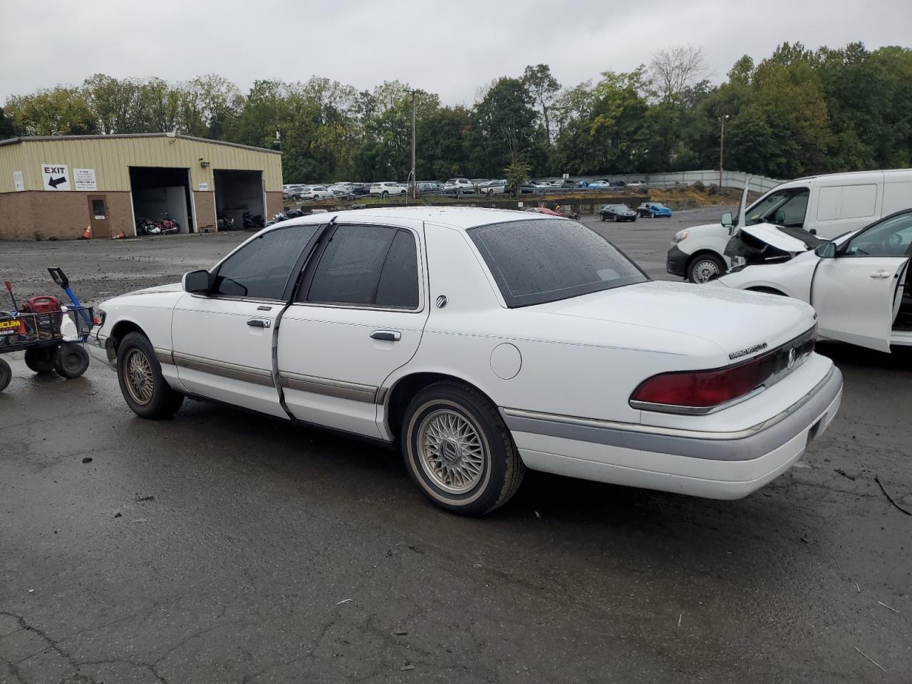 1992 Mercury Grand Marquis Ls White vin: 2MECM75WXNX759379