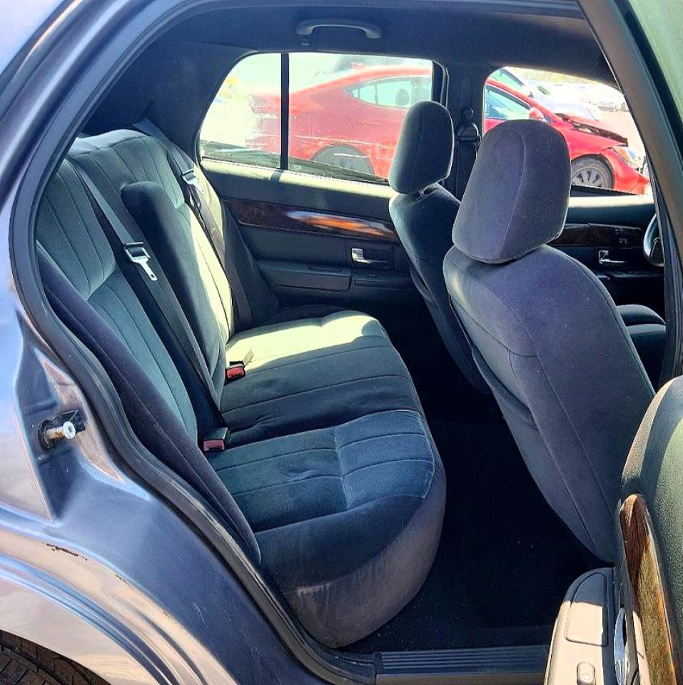 2006 Mercury Grand Marquis Gs Gray vin: 2MEFM74V06X646175