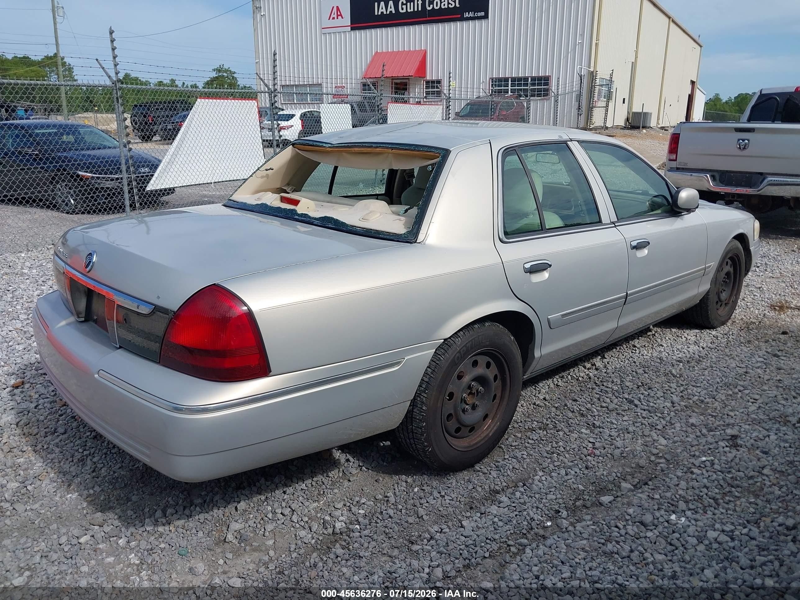 2008 Mercury Grand Marquis Gs Champagne vin: 2MEFM74V08X639763
