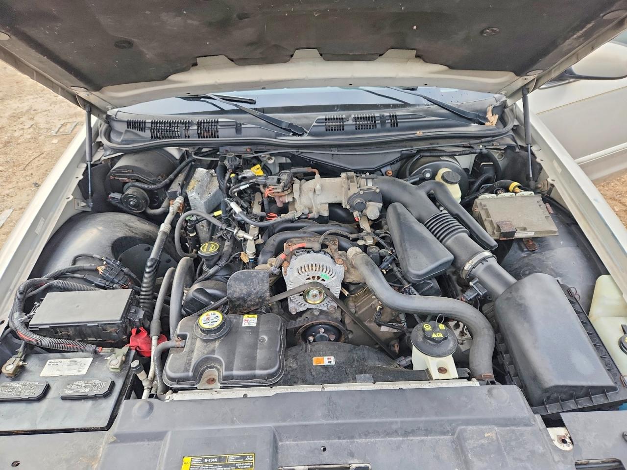 2006 Mercury Grand Marquis Gs Gold vin: 2MEFM74V26X609225