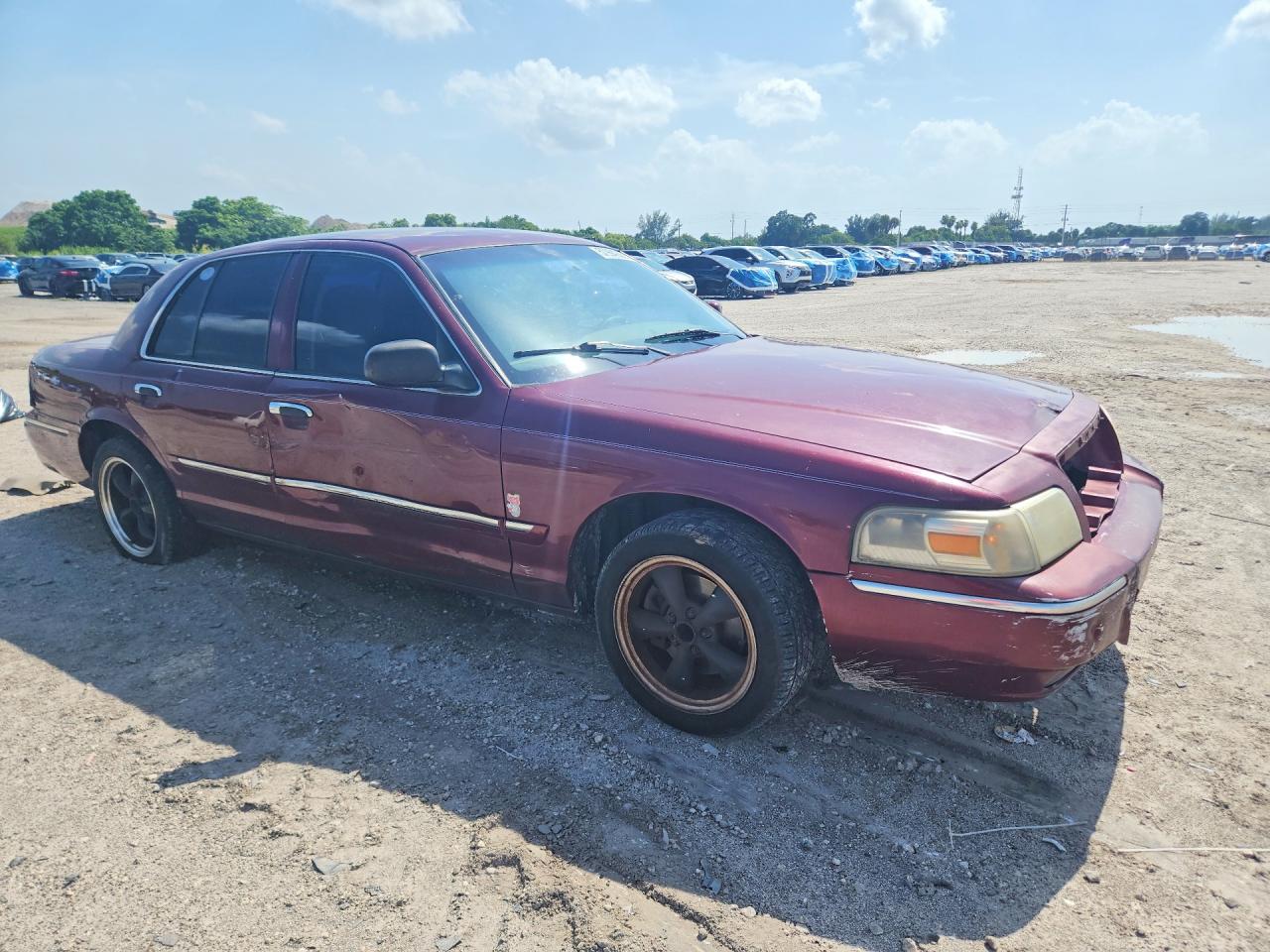 2007 Mercury Grand Marquis Gs Burgundy vin: 2MEFM74V27X620484