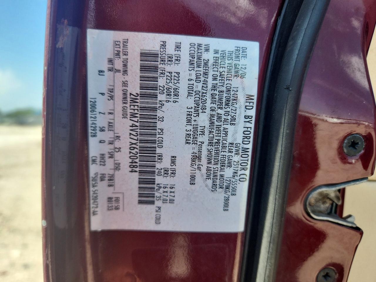 2007 Mercury Grand Marquis Gs Burgundy vin: 2MEFM74V27X620484