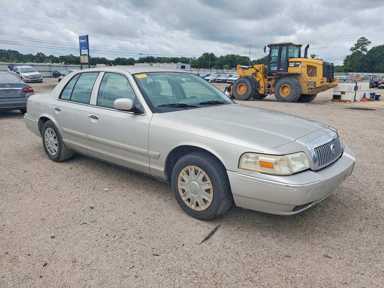 2008 Mercury Grand Marquis Gs Серебряный vin: 2MEFM74V28X615674