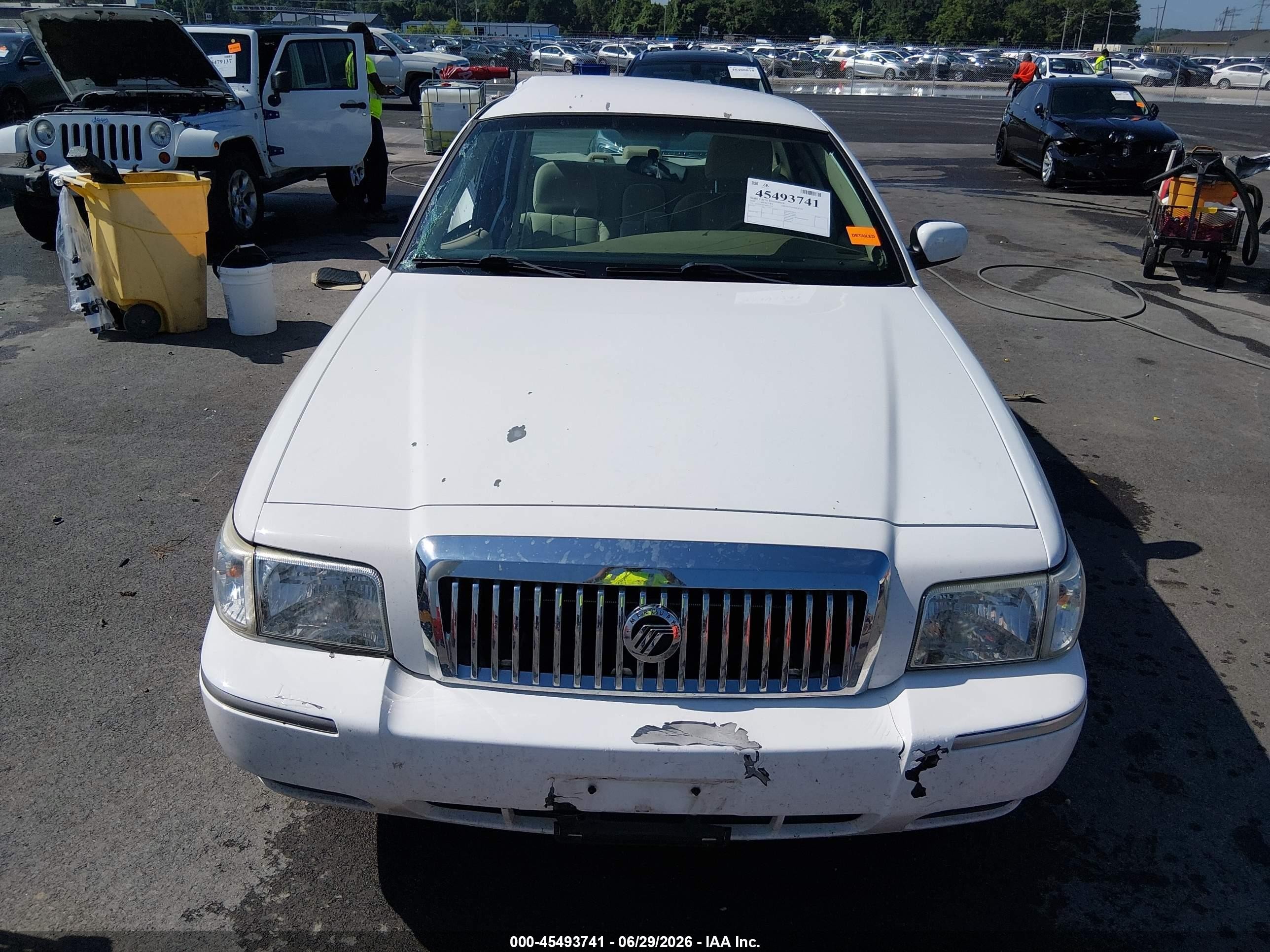 2006 Mercury Grand Marquis Gs White vin: 2MEFM74V36X612733