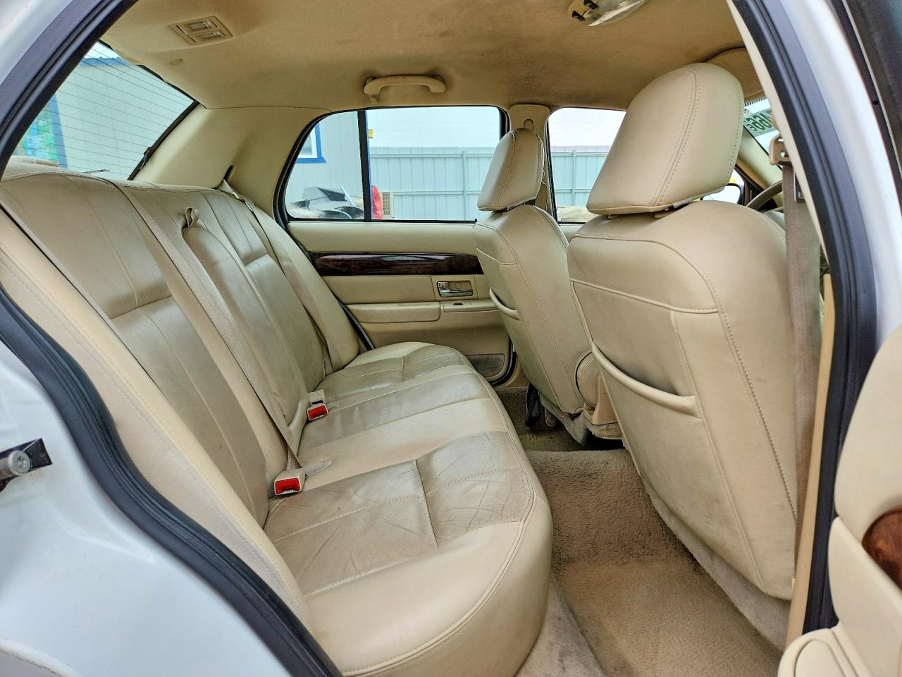 2006 Mercury Grand Marquis Gs White vin: 2MEFM74V36X649779