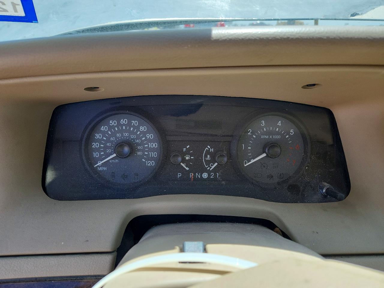 2008 Mercury Grand Marquis Gs Tan vin: 2MEFM74V38X620804