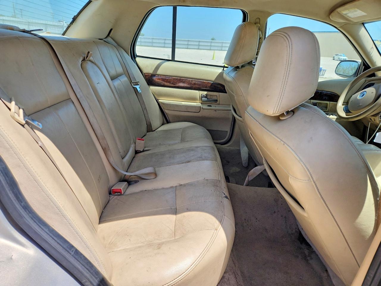 2008 Mercury Grand Marquis Gs Tan vin: 2MEFM74V38X620804