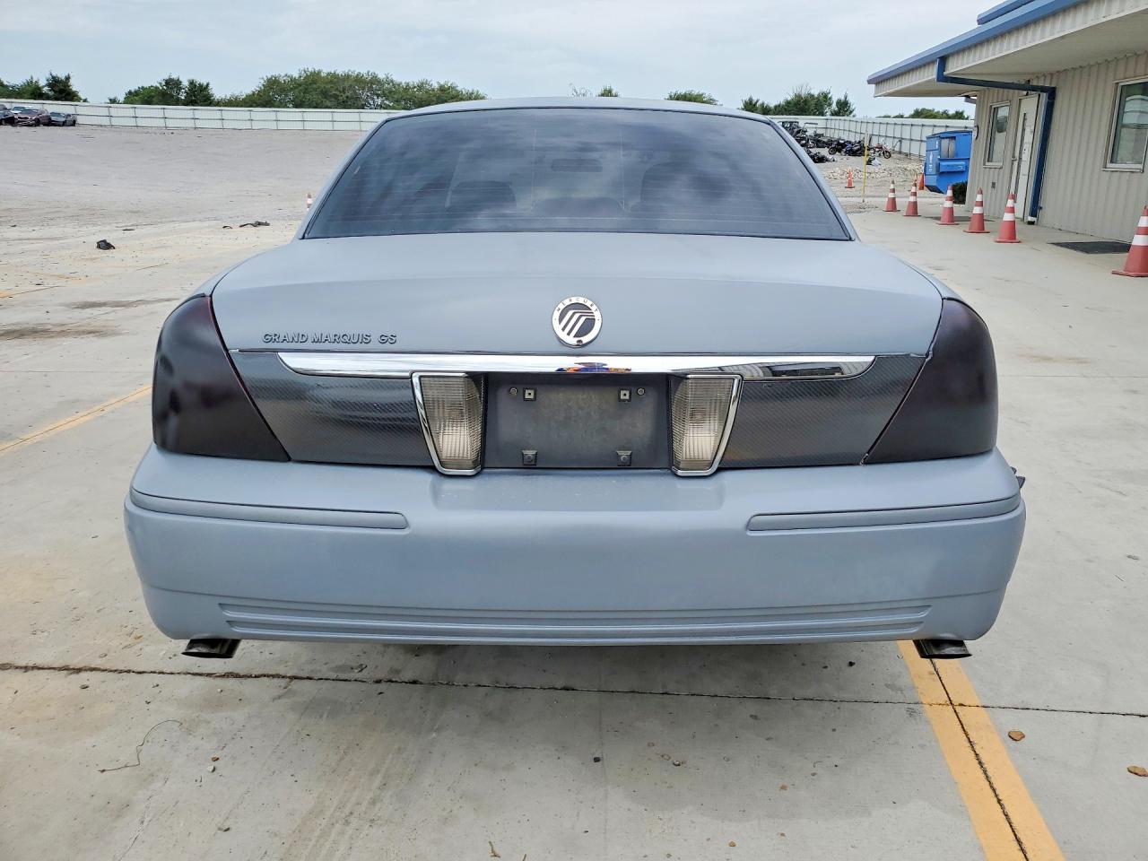 2007 Mercury Grand Marquis Gs Gray vin: 2MEFM74V47X616016