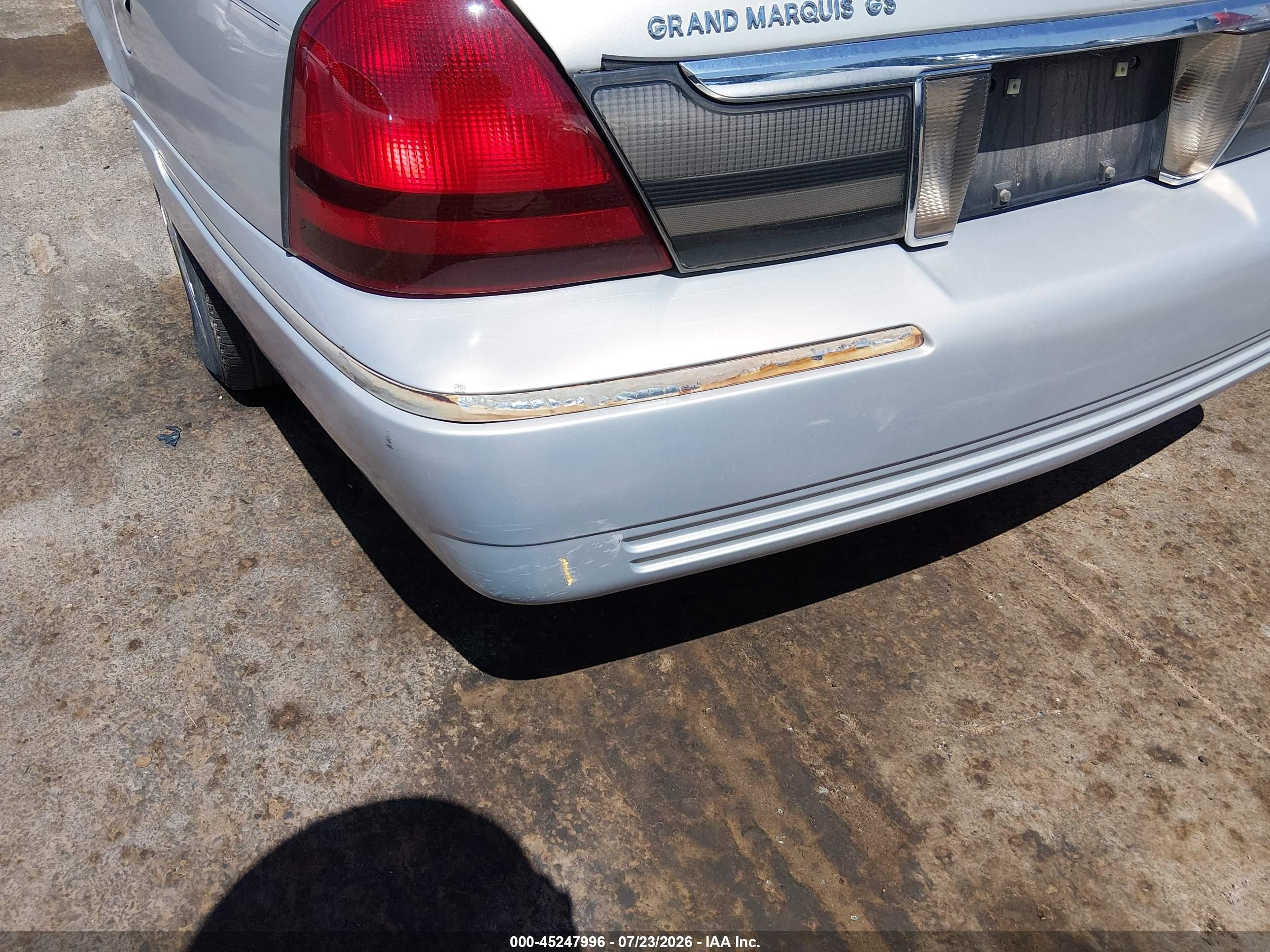 2008 Mercury Grand Marquis Gs Silver vin: 2MEFM74V48X658364