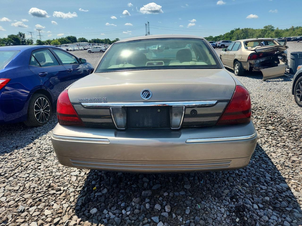 2006 Mercury Grand Marquis Gs Tan vin: 2MEFM74V56X652277