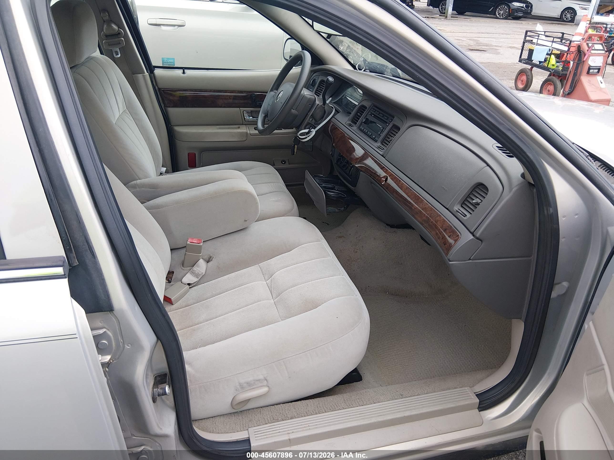 2007 Mercury Grand Marquis Gs Pewter vin: 2MEFM74V57X604974