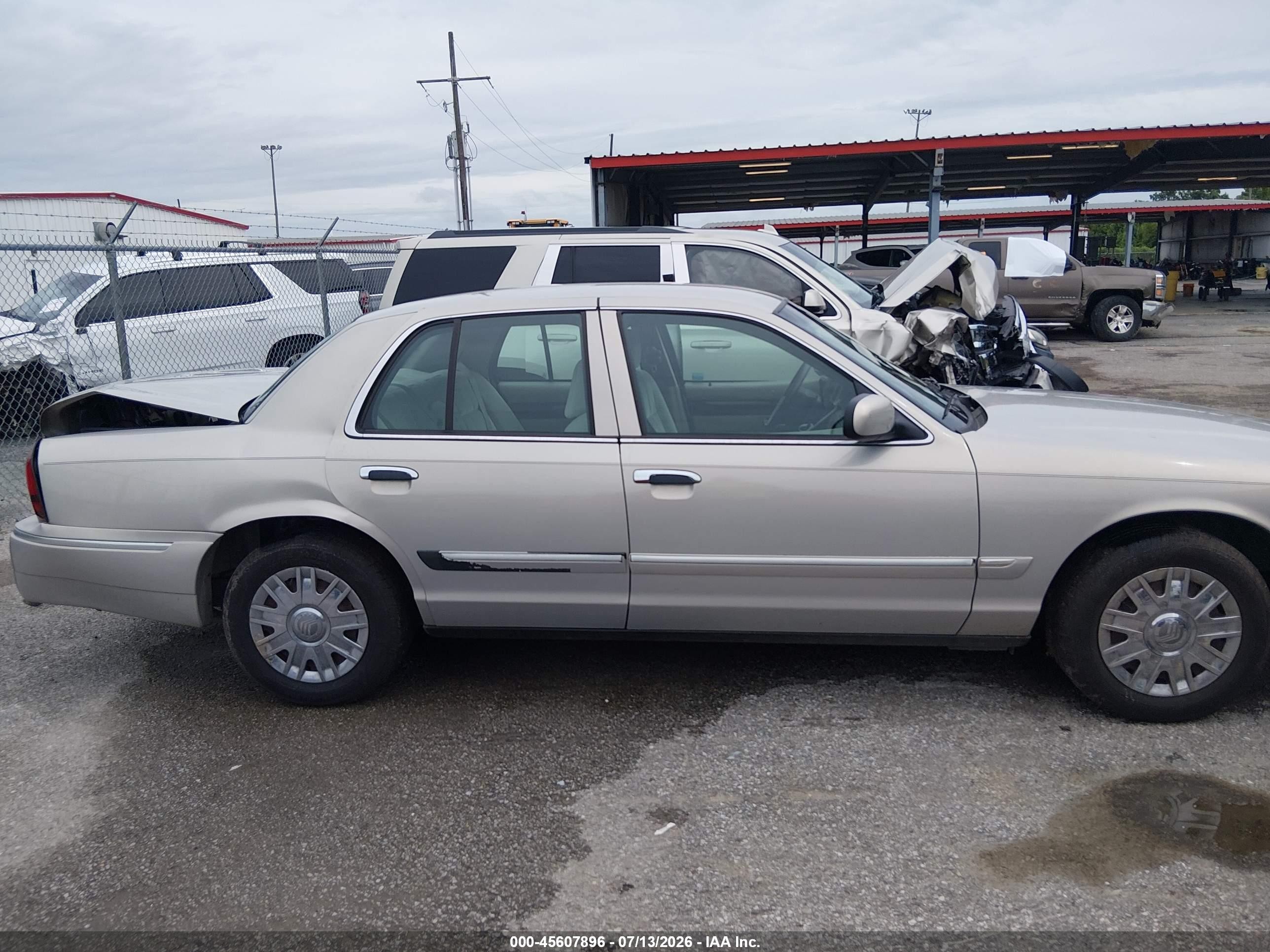 2007 Mercury Grand Marquis Gs Pewter vin: 2MEFM74V57X604974