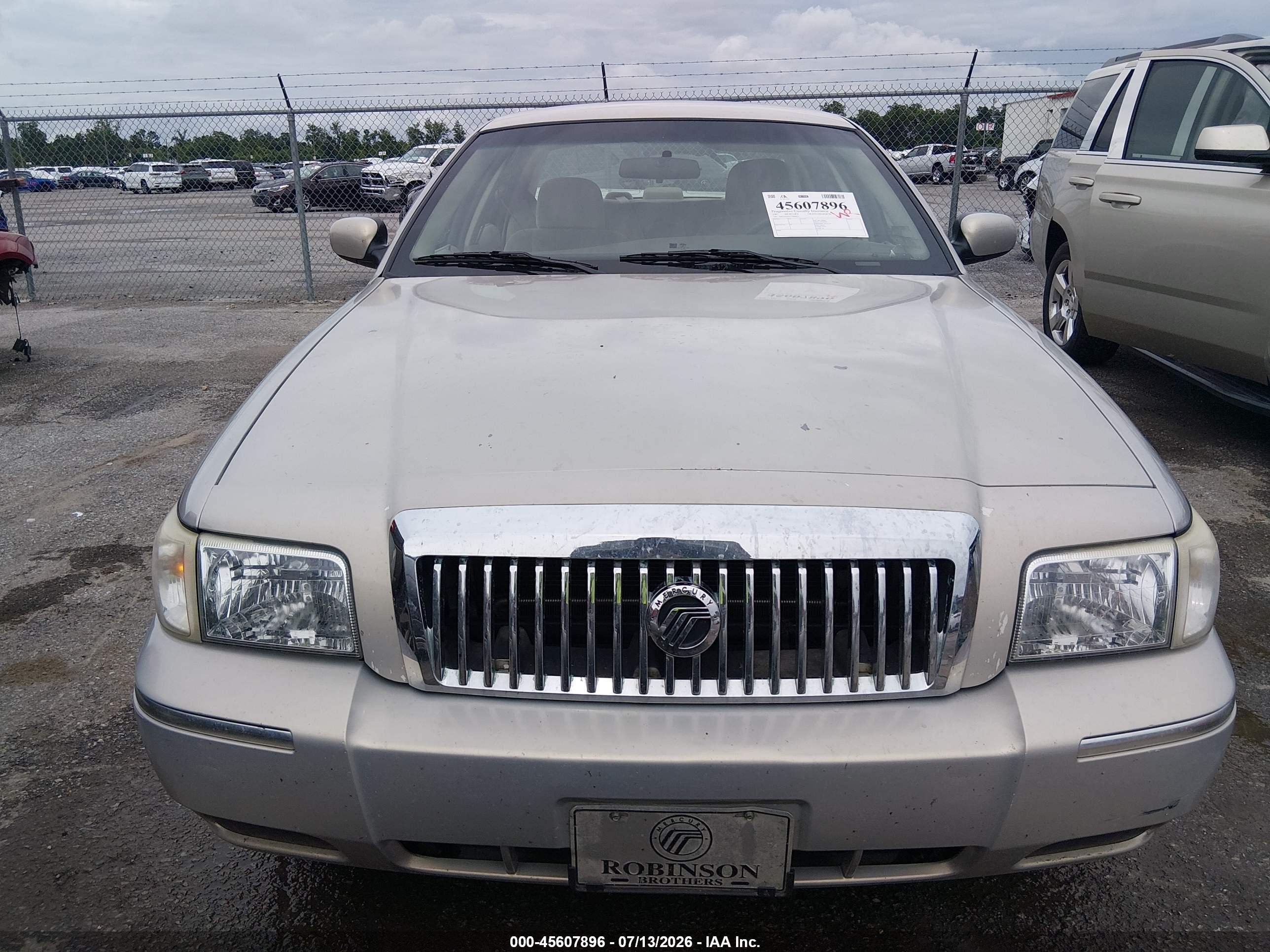 2007 Mercury Grand Marquis Gs Pewter vin: 2MEFM74V57X604974