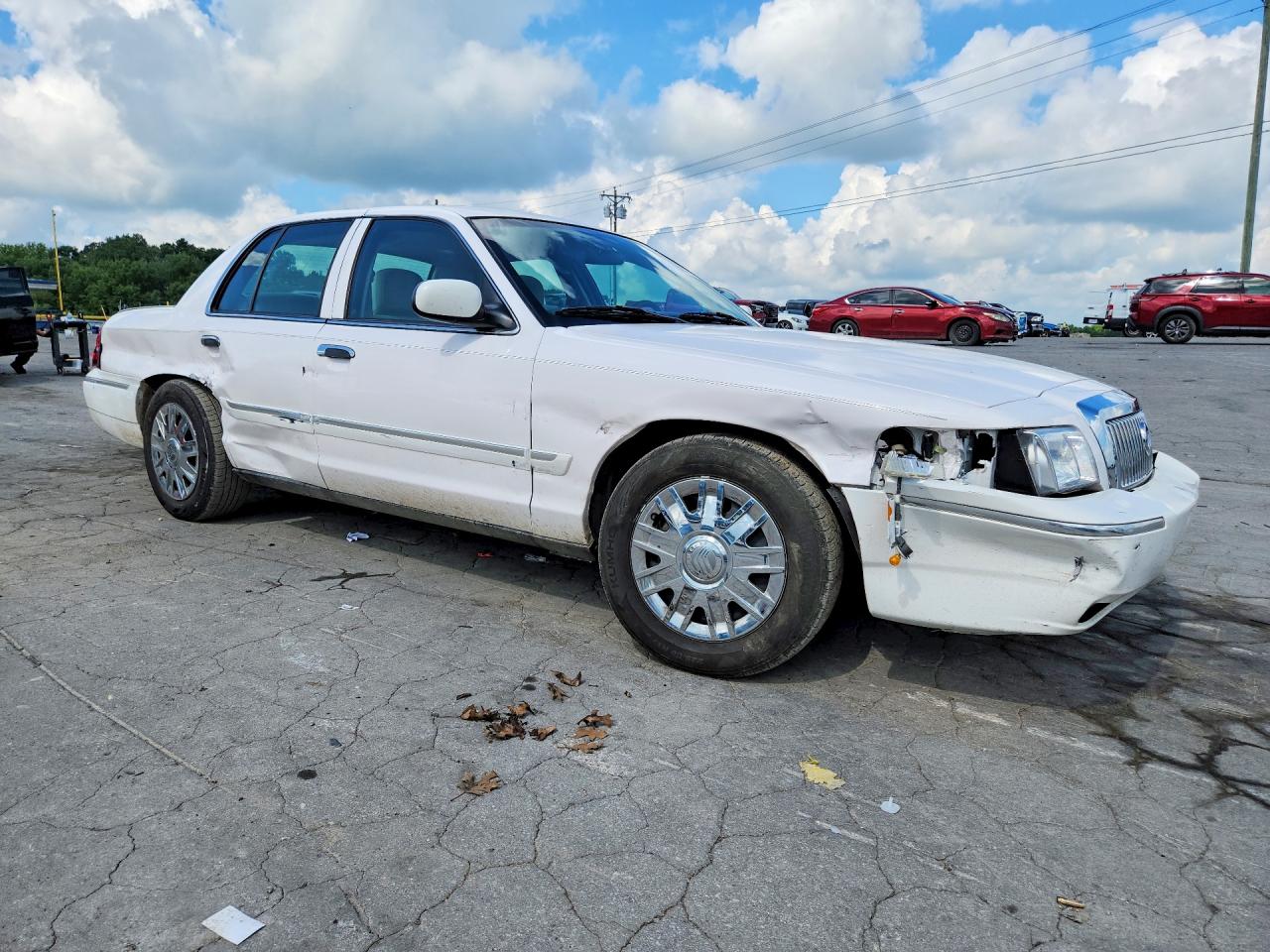 2008 Mercury Grand Marquis Gs White vin: 2MEFM74V58X663170