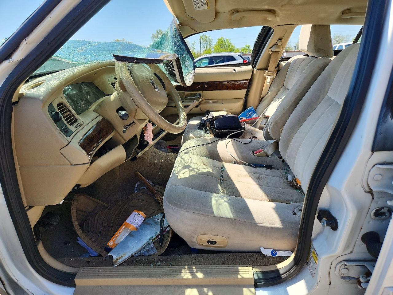 2007 Mercury Grand Marquis Gs White vin: 2MEFM74V77X615331