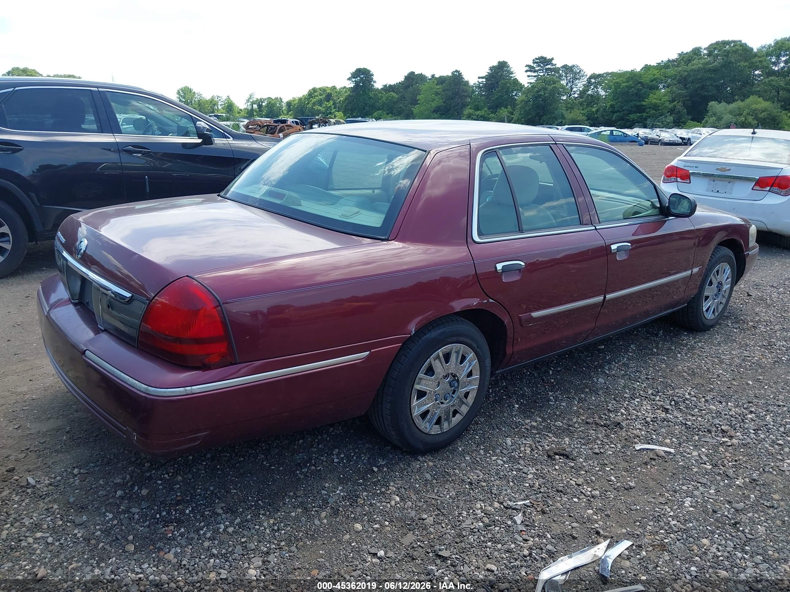 2008 Mercury Grand Marquis Gs Burgundy vin: 2MEFM74V78X609062