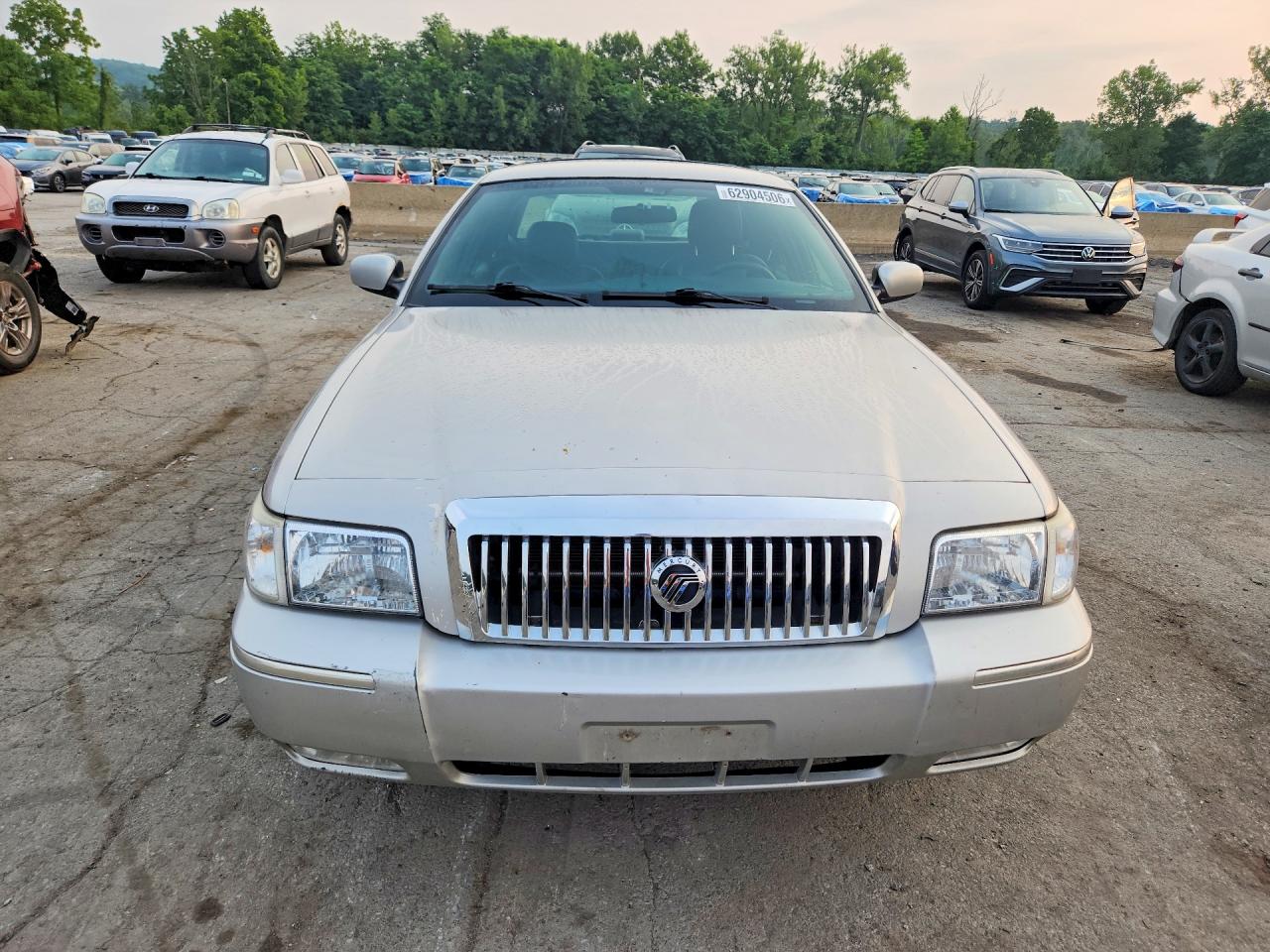 2008 Mercury Grand Marquis Gs Silver vin: 2MEFM74V78X614536