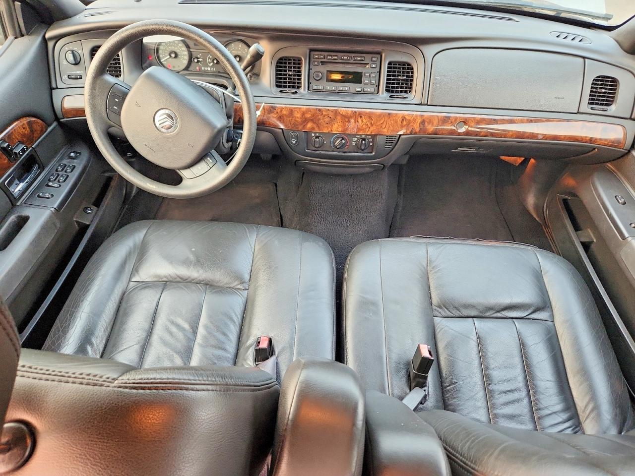 2008 Mercury Grand Marquis Gs Silver vin: 2MEFM74V78X614536