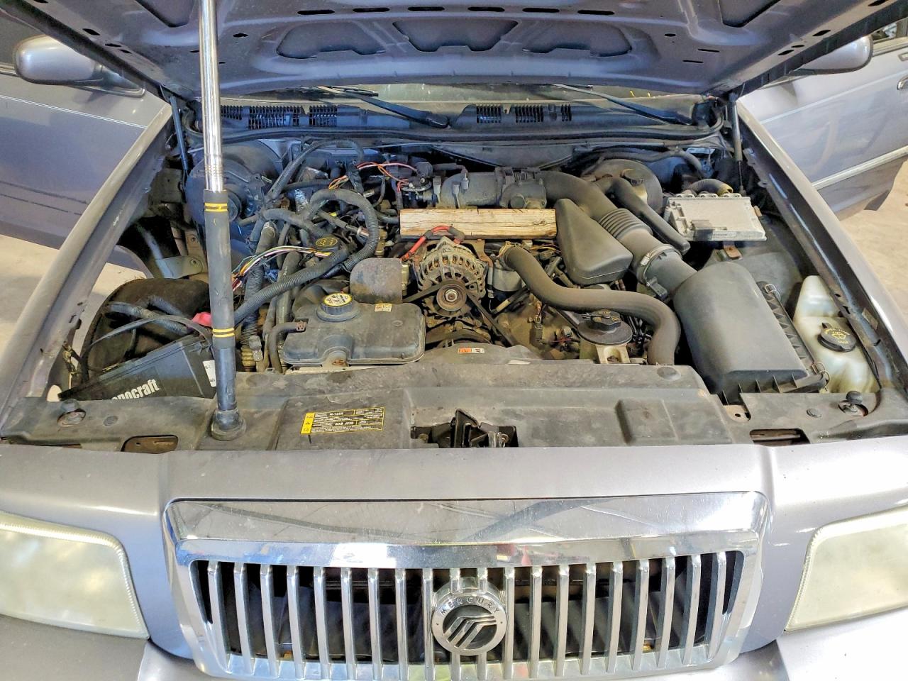 2006 Mercury Grand Marquis Gs Gray vin: 2MEFM74V86X606233