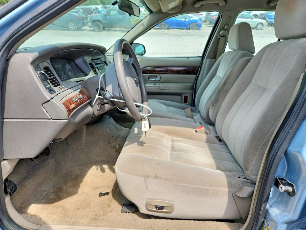 2006 Mercury Grand Marquis Gs Blue vin: 2MEFM74V86X613196