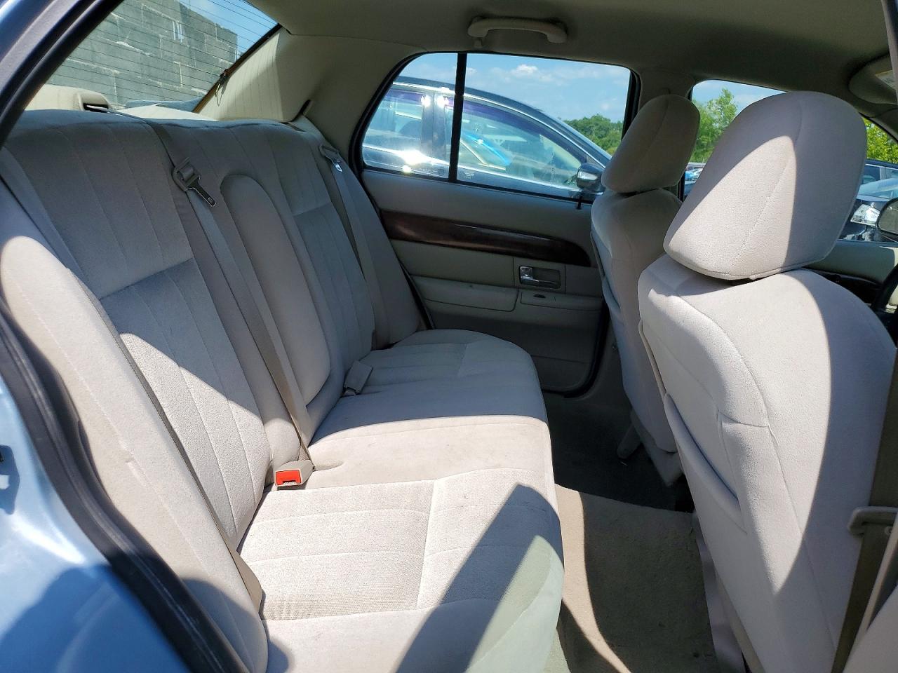2006 Mercury Grand Marquis Gs Blue vin: 2MEFM74V86X613196