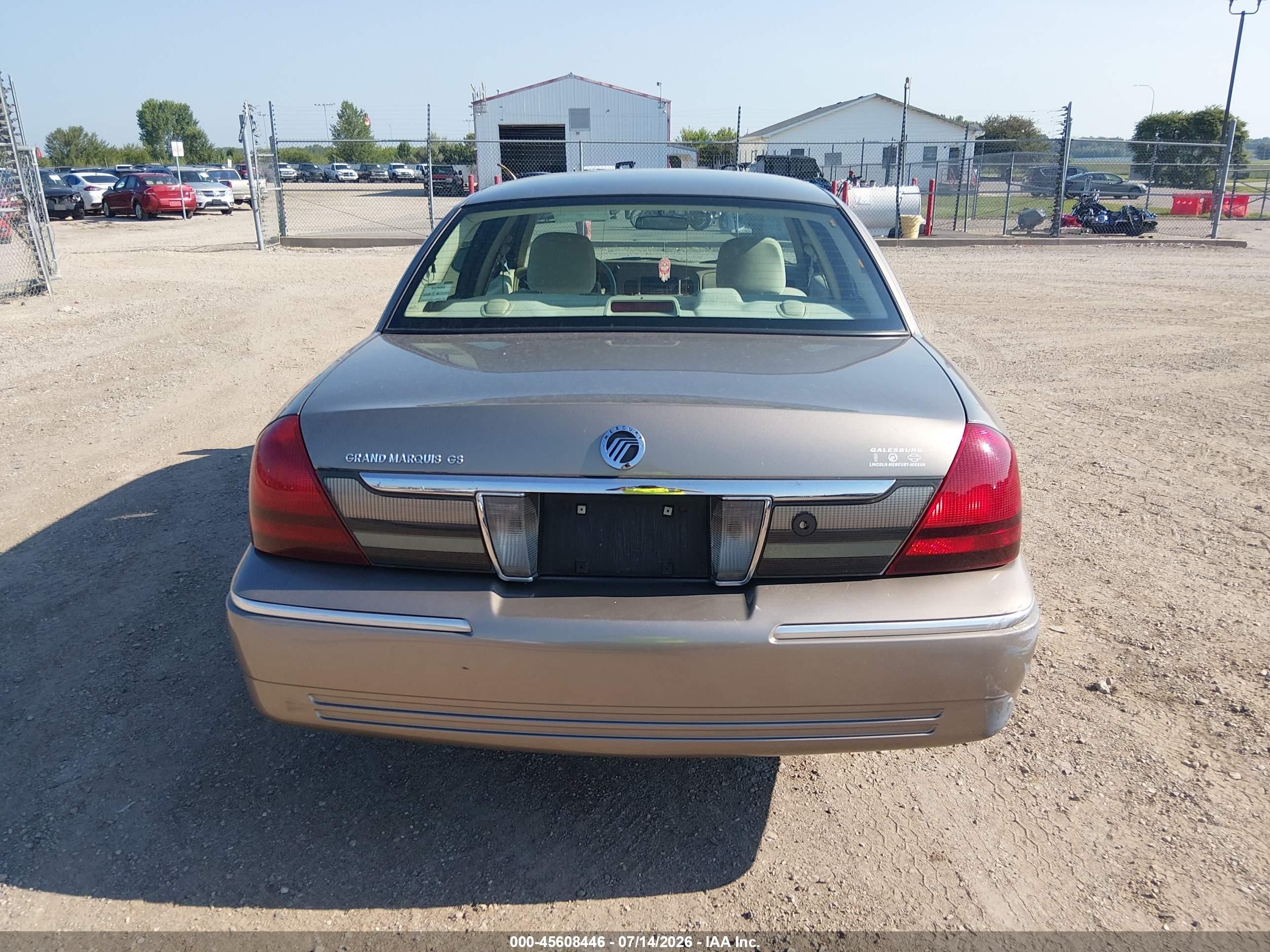 2006 Mercury Grand Marquis Gs Золотой vin: 2MEFM74V86X641063