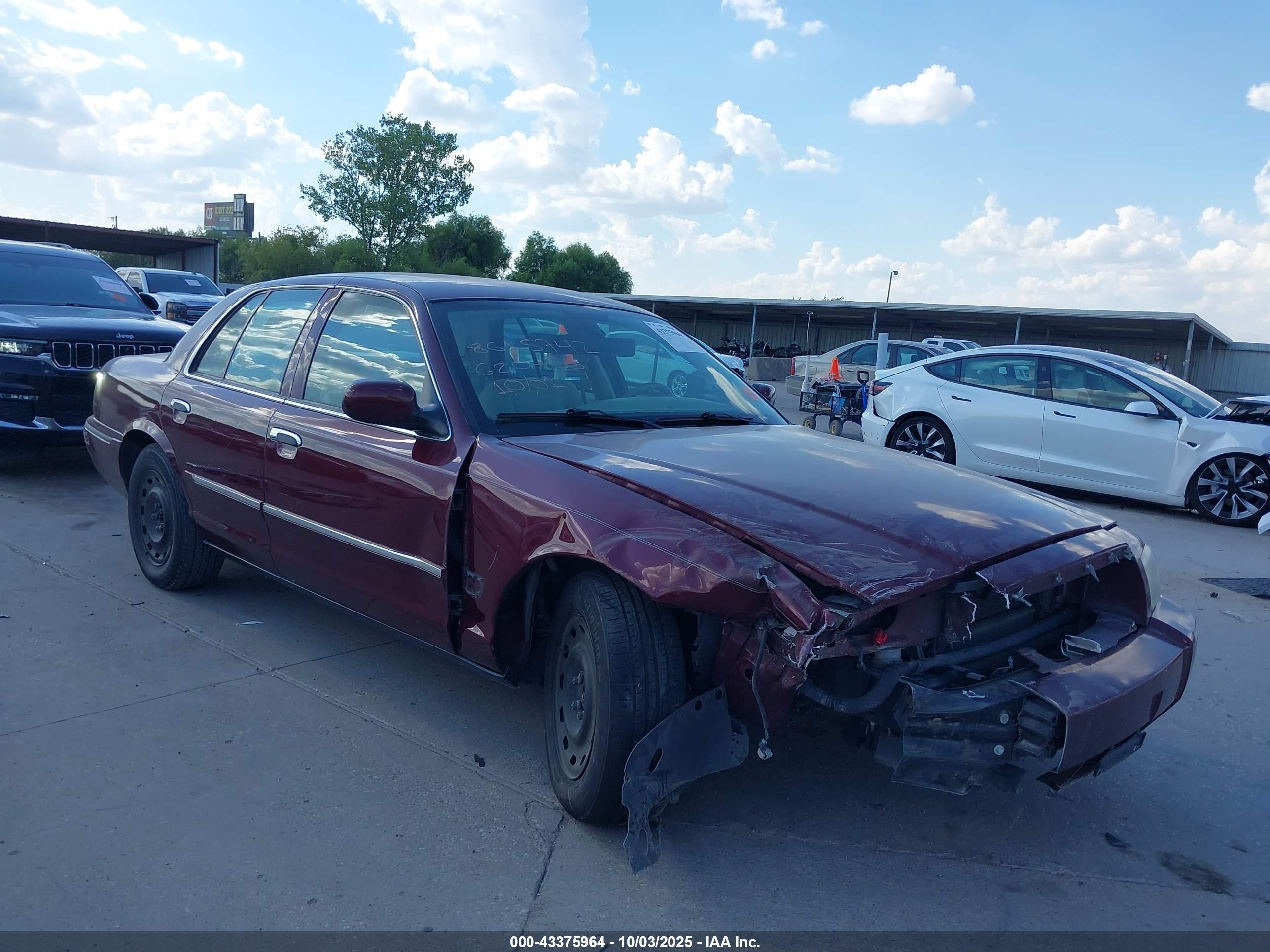 2007 Mercury Grand Marquis Gs Burgundy vin: 2MEFM74V87X620456