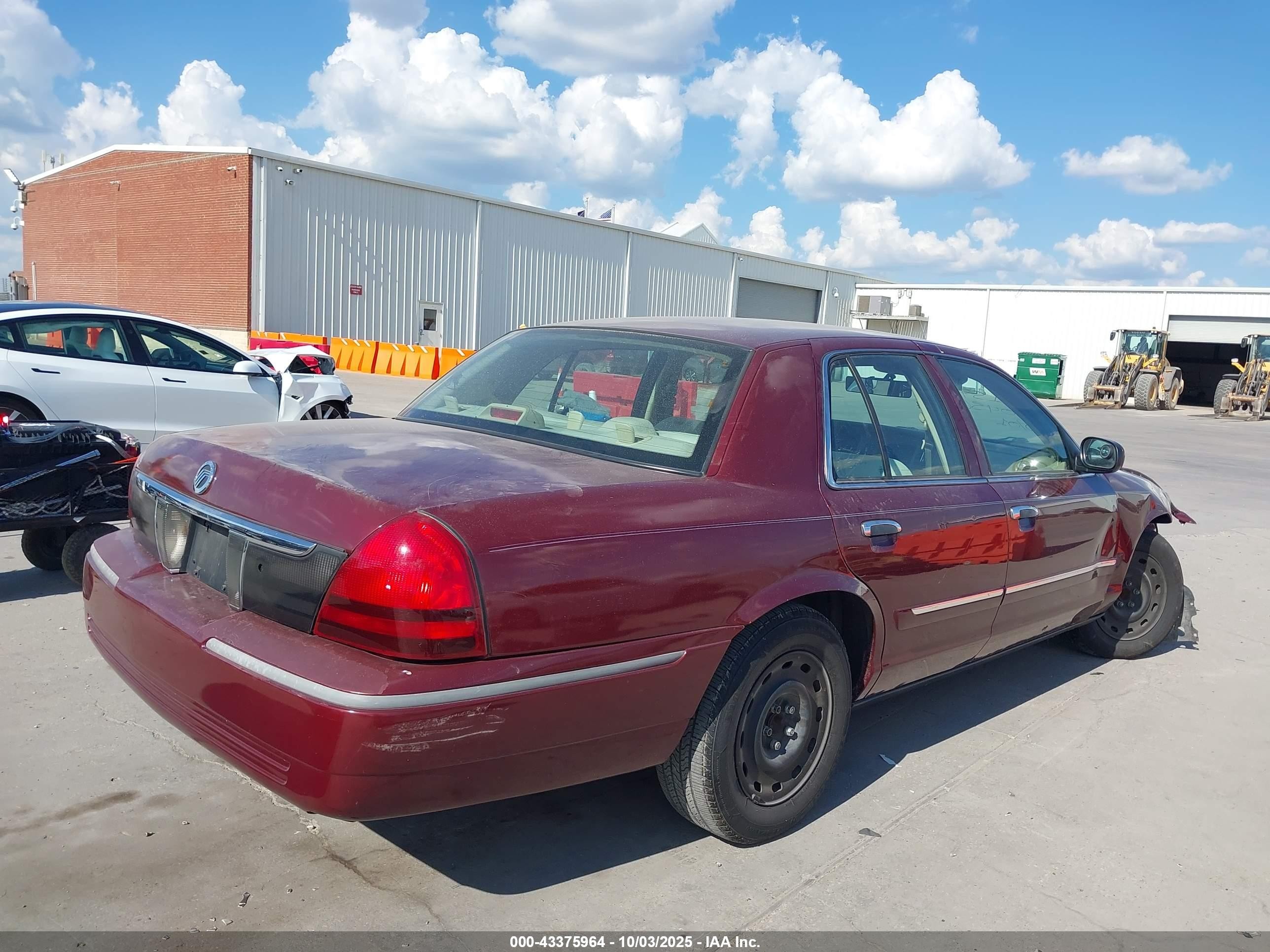 2007 Mercury Grand Marquis Gs Burgundy vin: 2MEFM74V87X620456