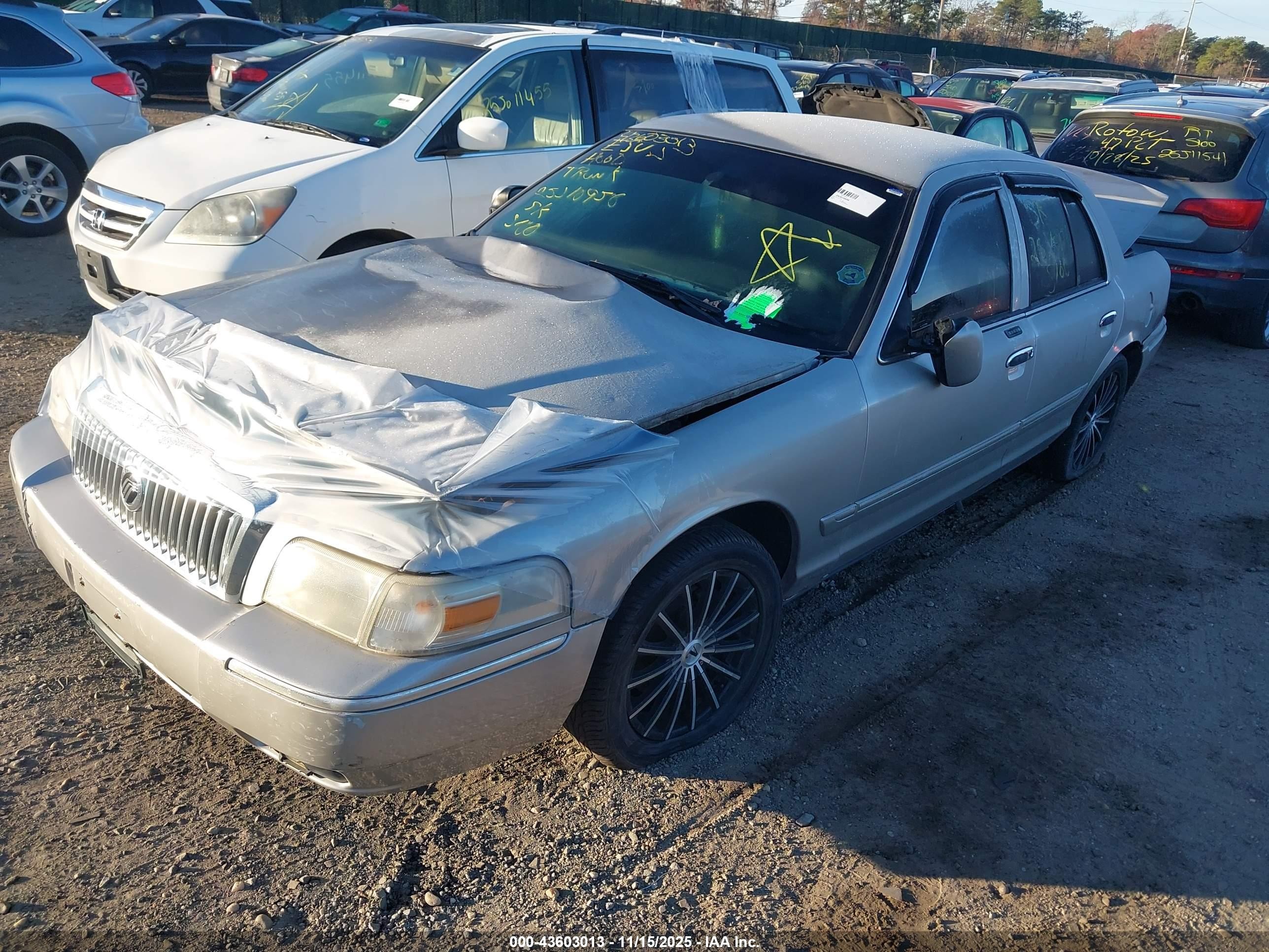 2007 Mercury Grand Marquis Gs Silver vin: 2MEFM74V87X635491