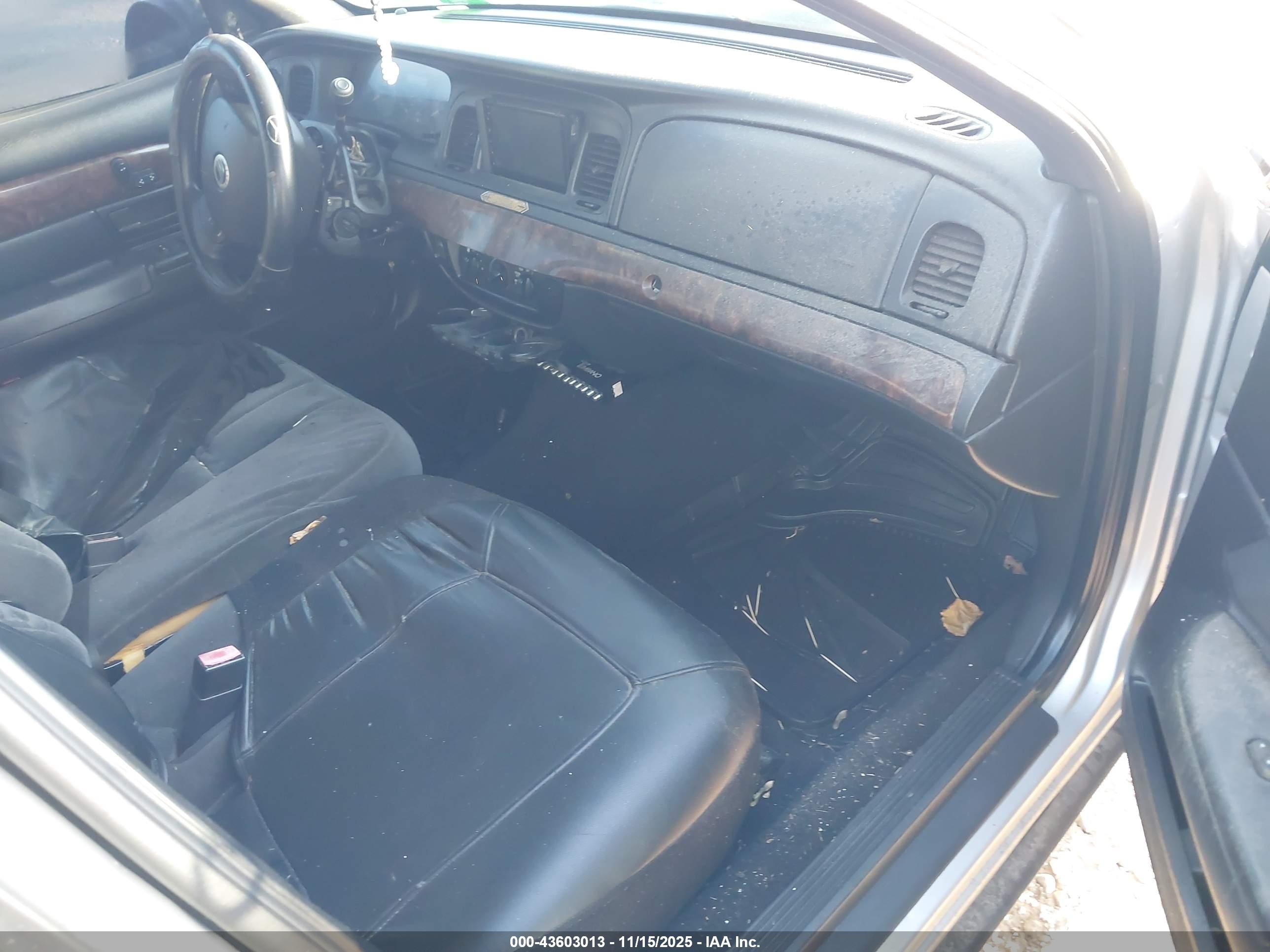 2007 Mercury Grand Marquis Gs Silver vin: 2MEFM74V87X635491