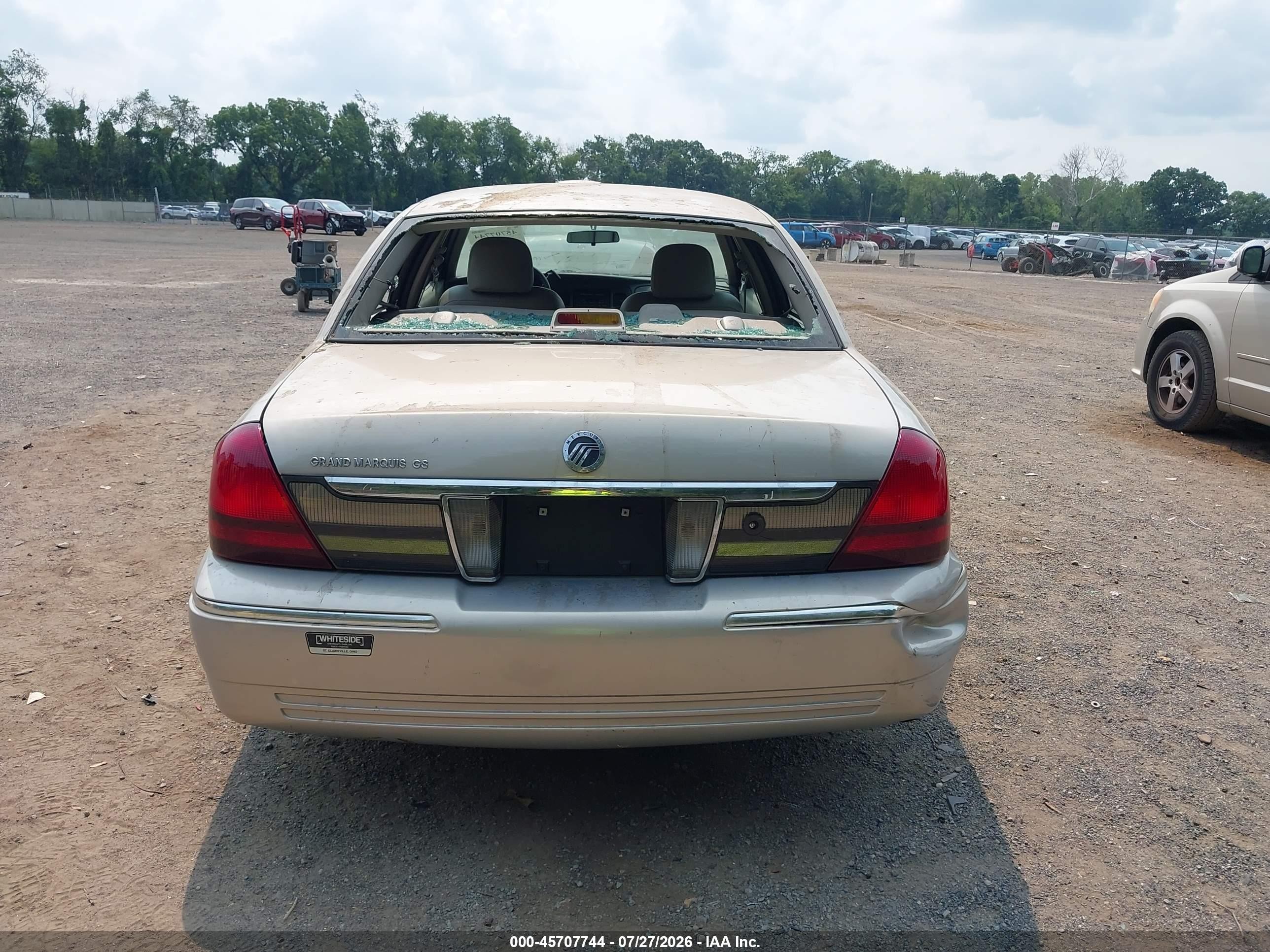 2006 Mercury Grand Marquis Gs Beige vin: 2MEFM74VX6X625494