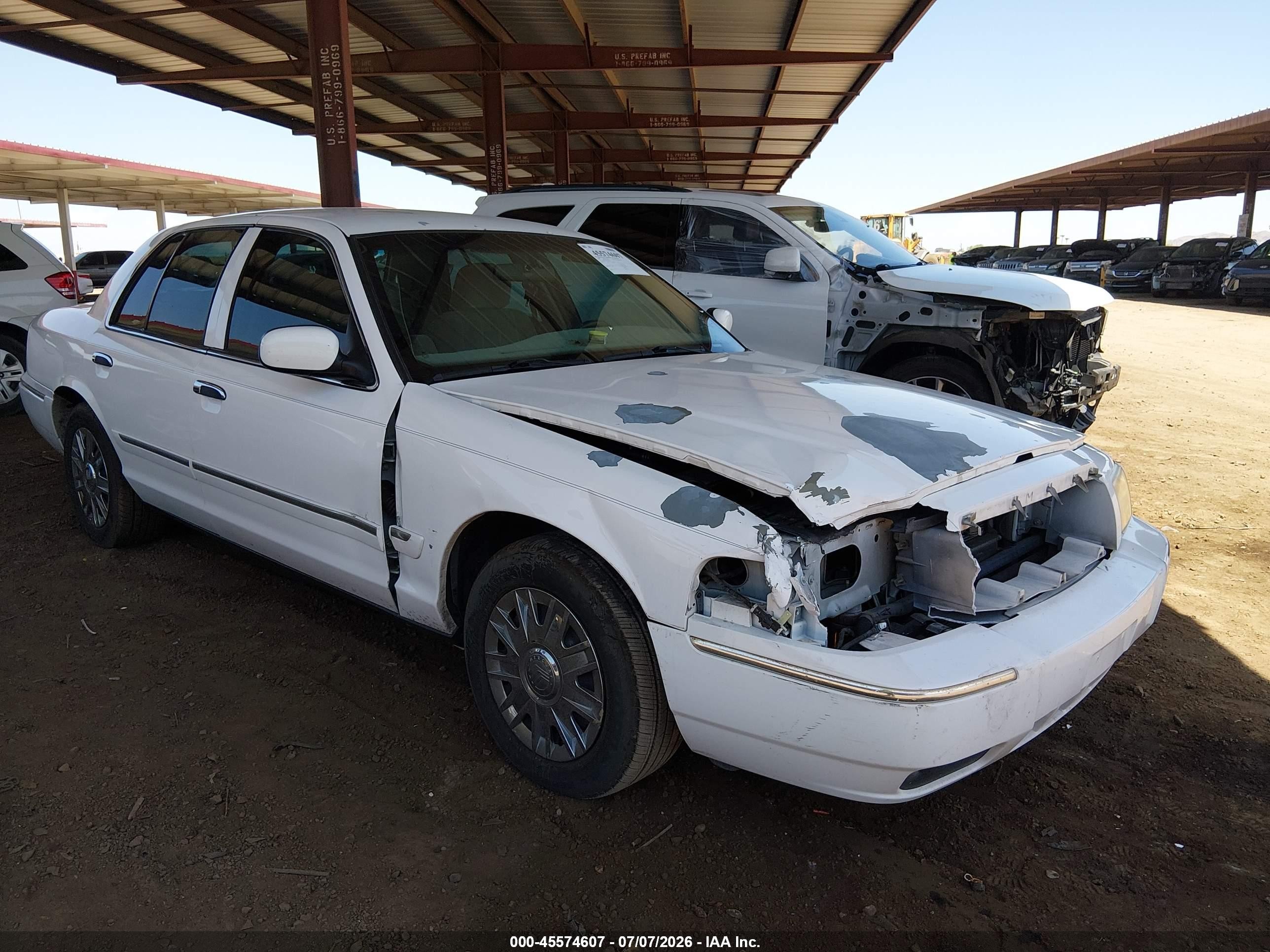 2006 Mercury Grand Marquis Gs Белый vin: 2MEFM74VX6X650072
