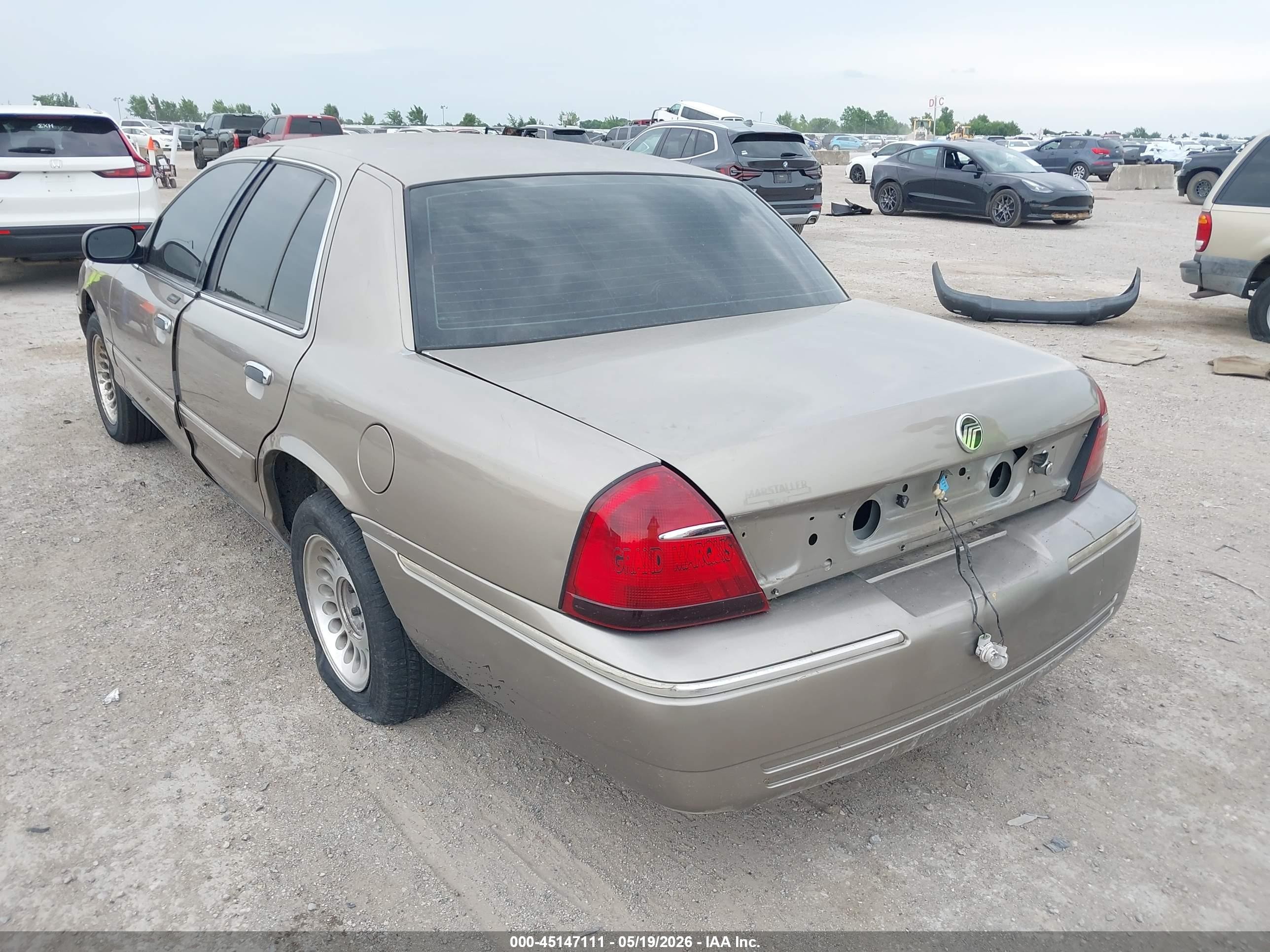 2002 Mercury Grand Marquis Gs Brown vin: 2MEFM74W02X621134