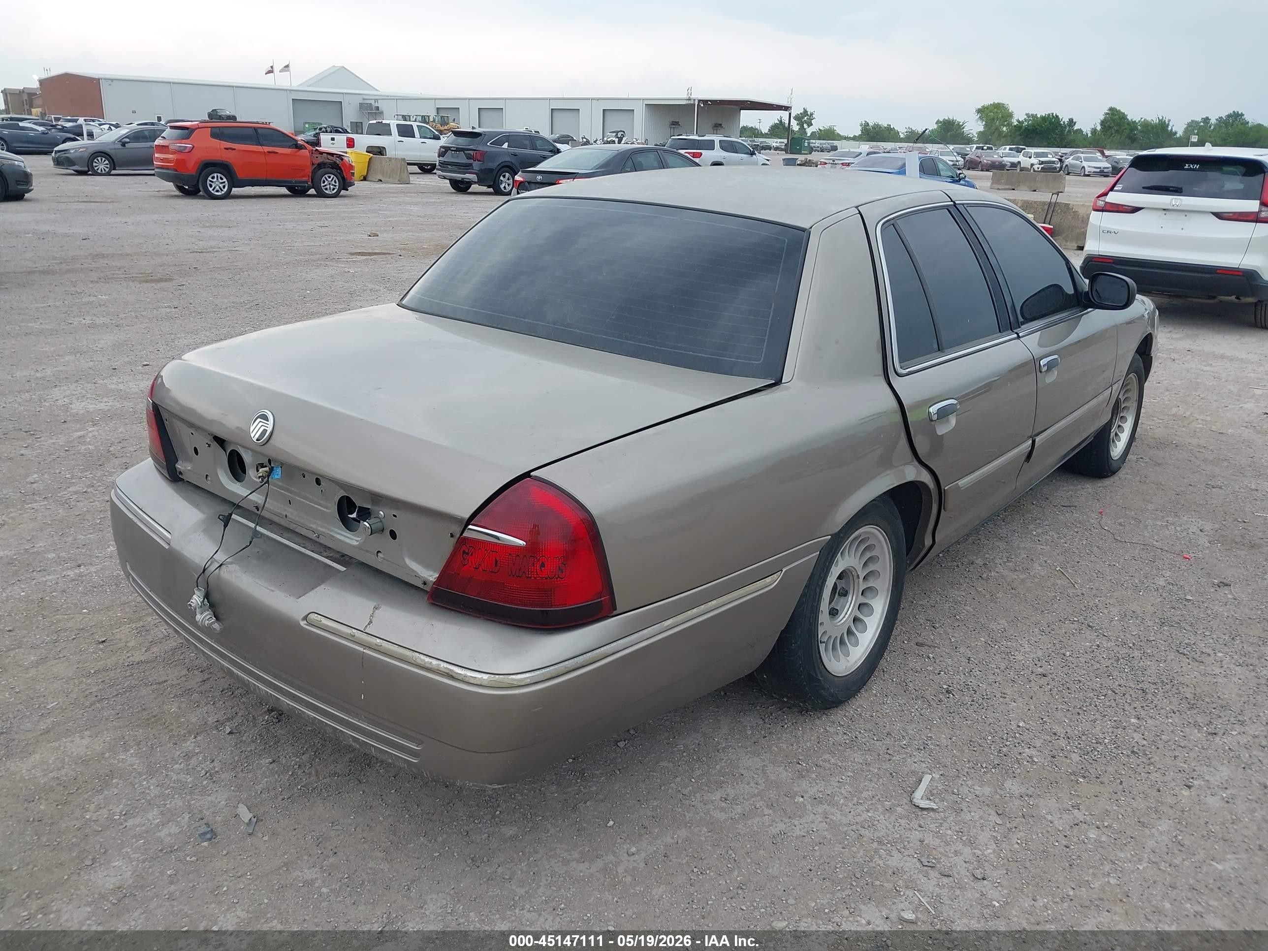 2002 Mercury Grand Marquis Gs Brown vin: 2MEFM74W02X621134