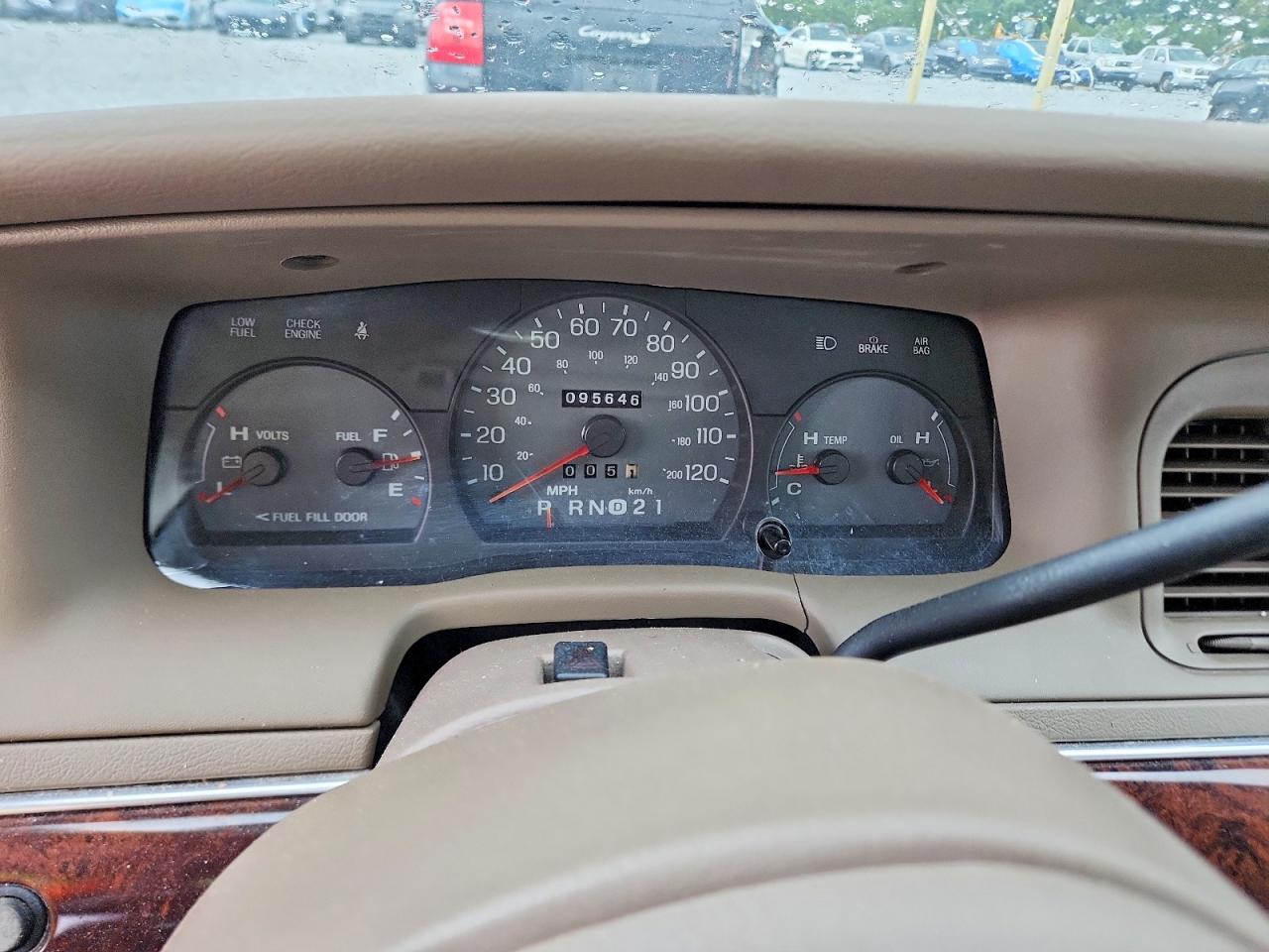 2004 Mercury Grand Marquis Gs Gold vin: 2MEFM74W04X642861