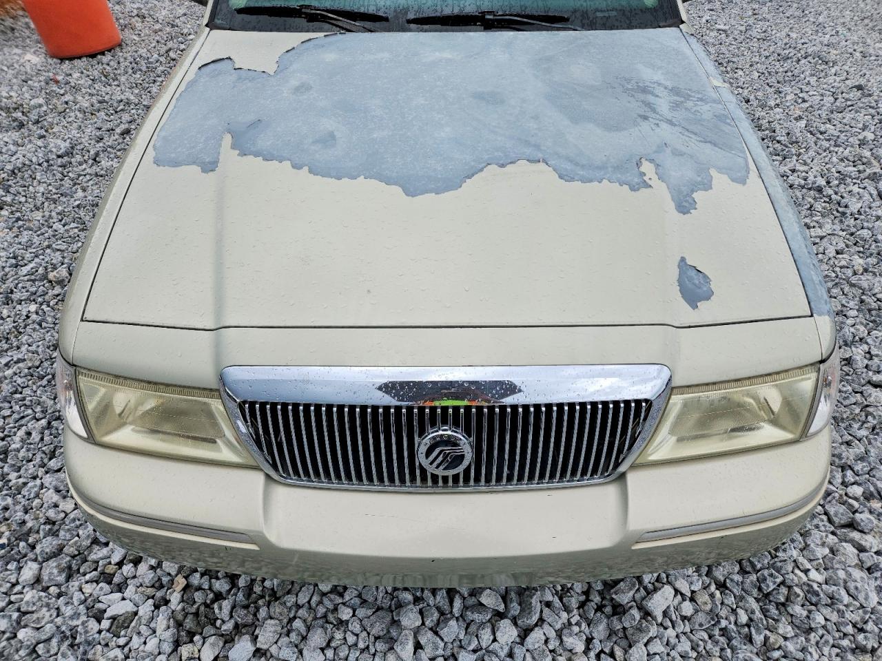 2004 Mercury Grand Marquis Gs Gold vin: 2MEFM74W04X642861